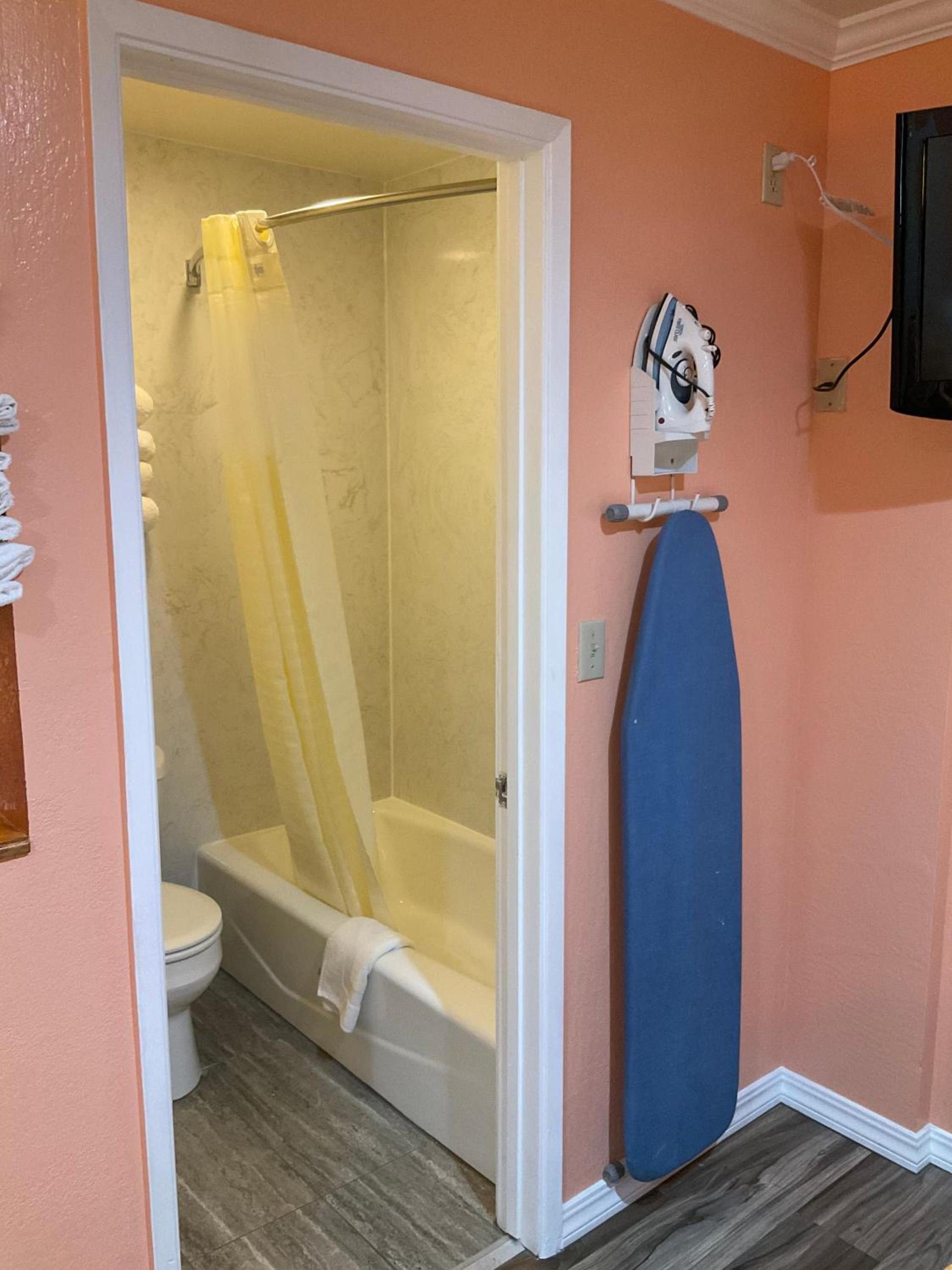Budget Motel photo 32