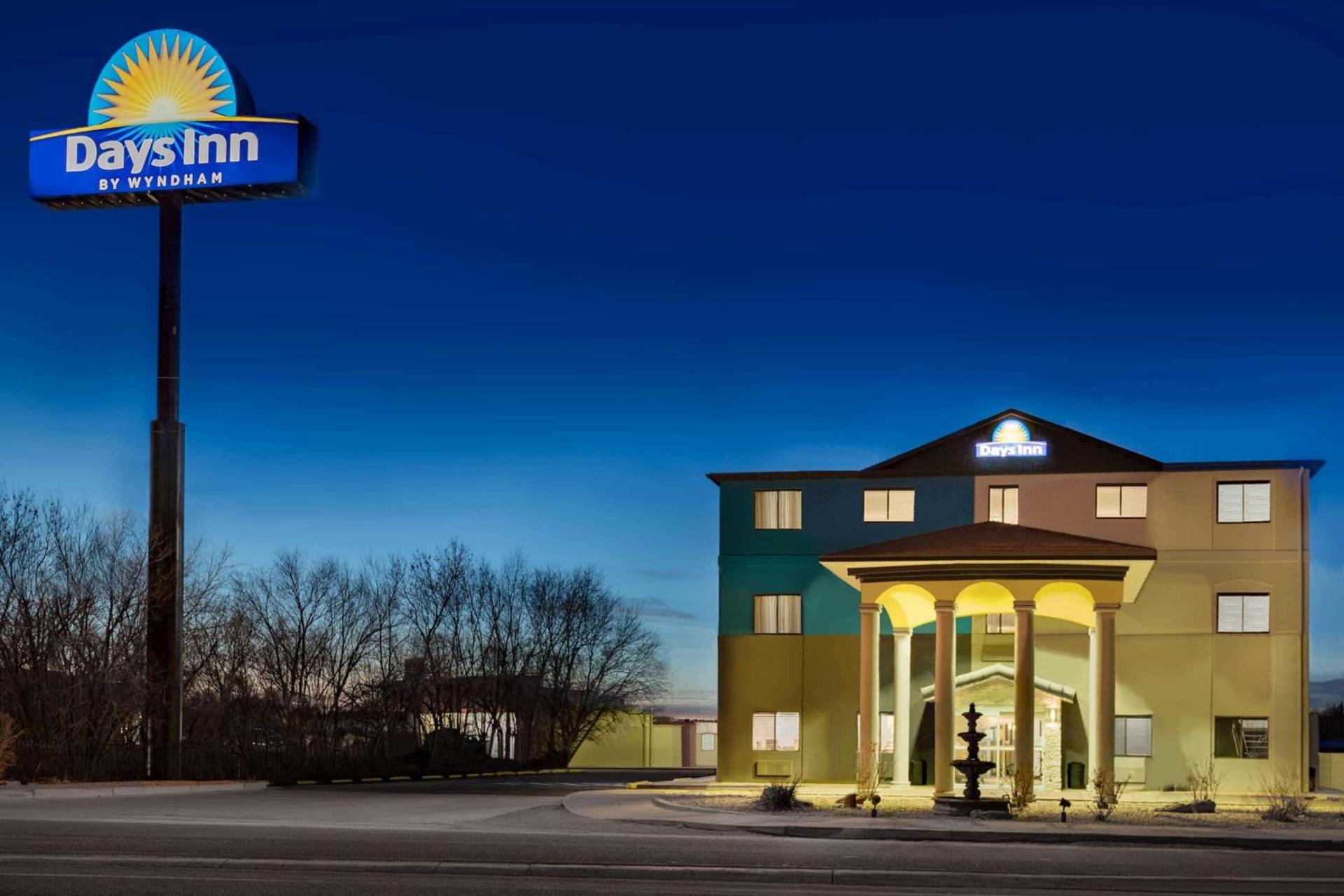 Days Inn by Wyndham Bernalillo photo 4