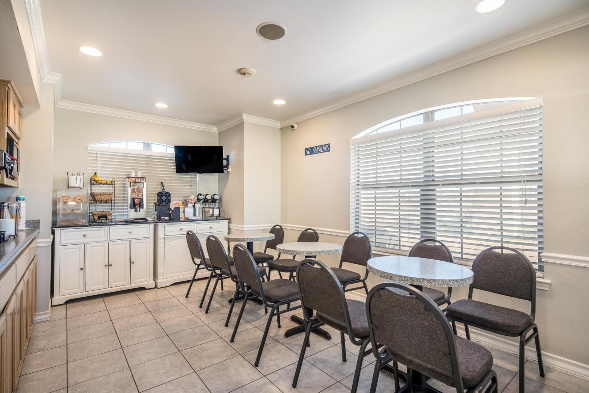 Americas Best Value Inn New Braunfels photo 5