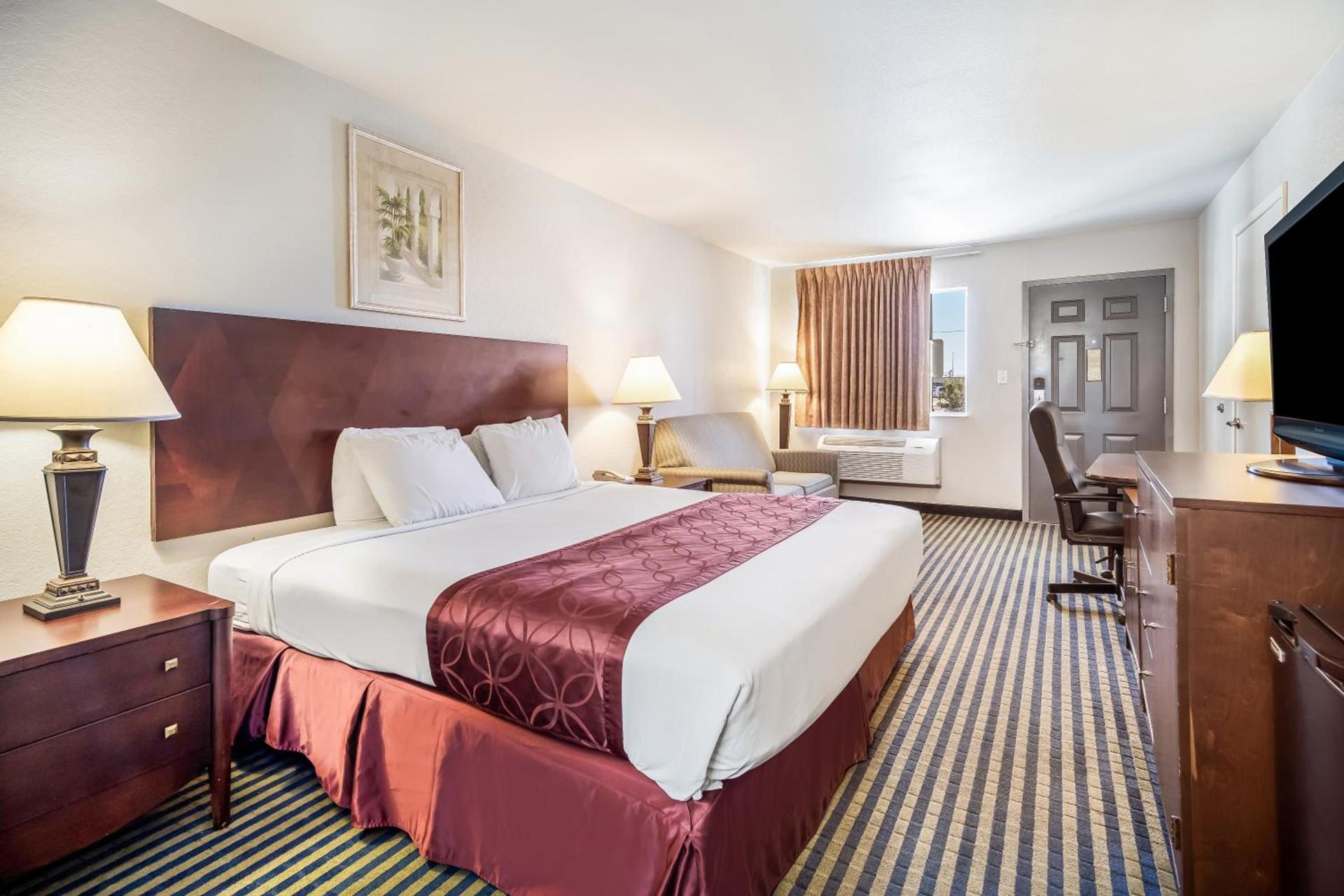 Americas Best Value Inn New Braunfels photo 14