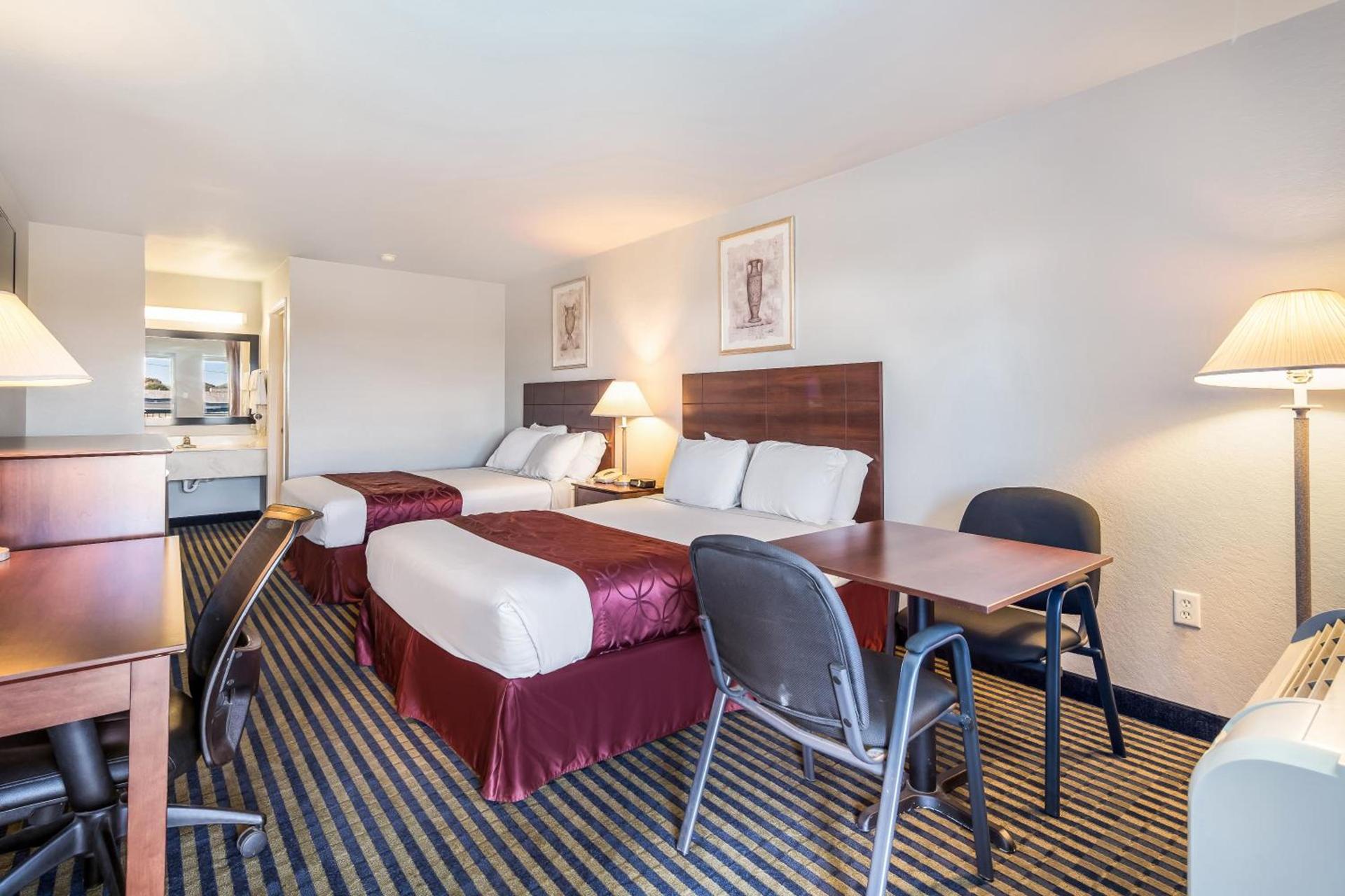 Americas Best Value Inn New Braunfels photo 16