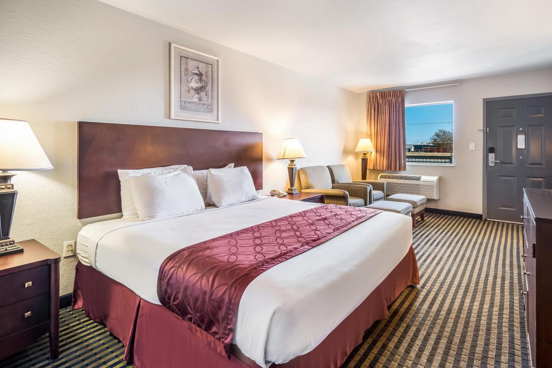 Americas Best Value Inn New Braunfels photo 24
