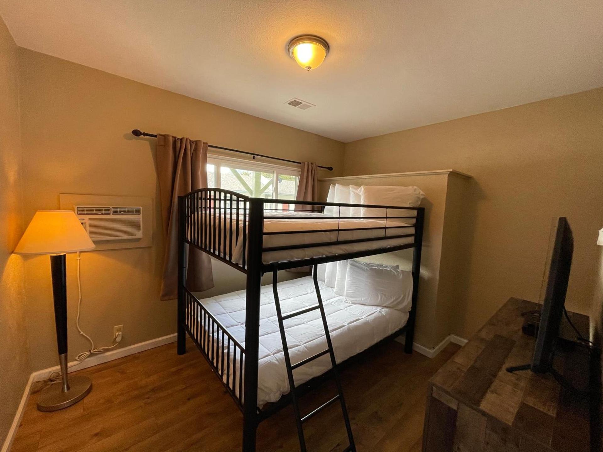 Estes Mountain Inn photo 53