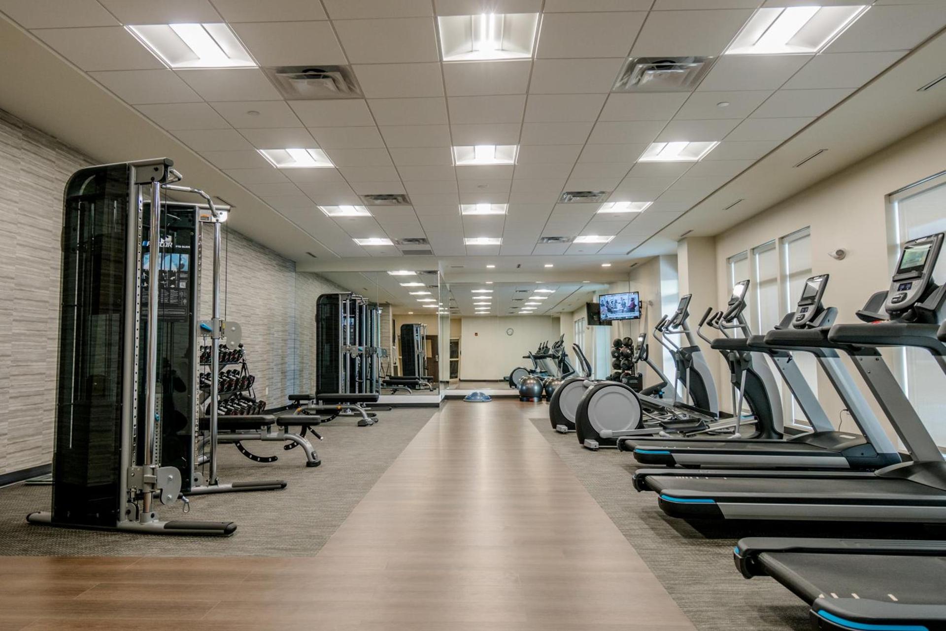 Courtyard by Marriott Fargo photo 19
