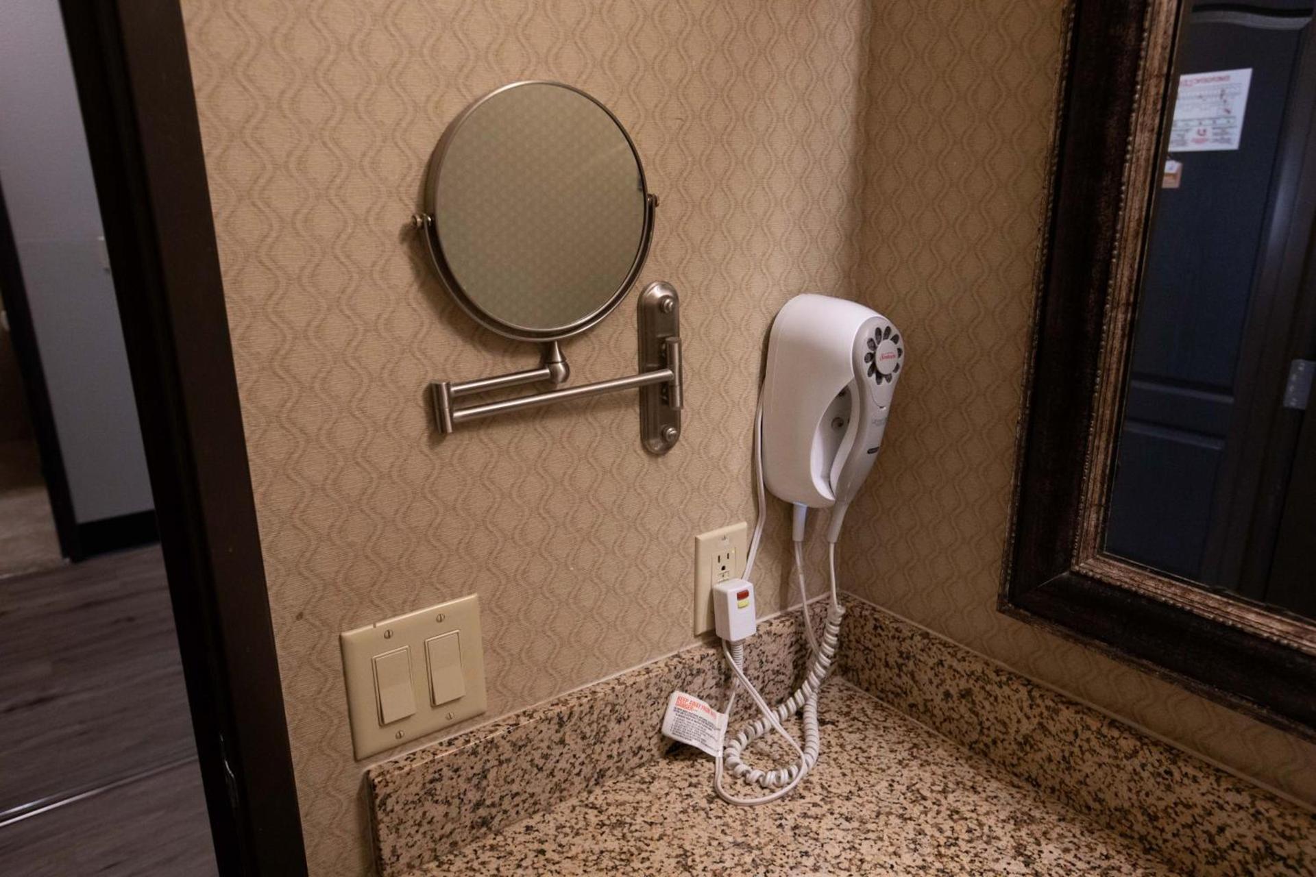 The Azure Hotel photo 9