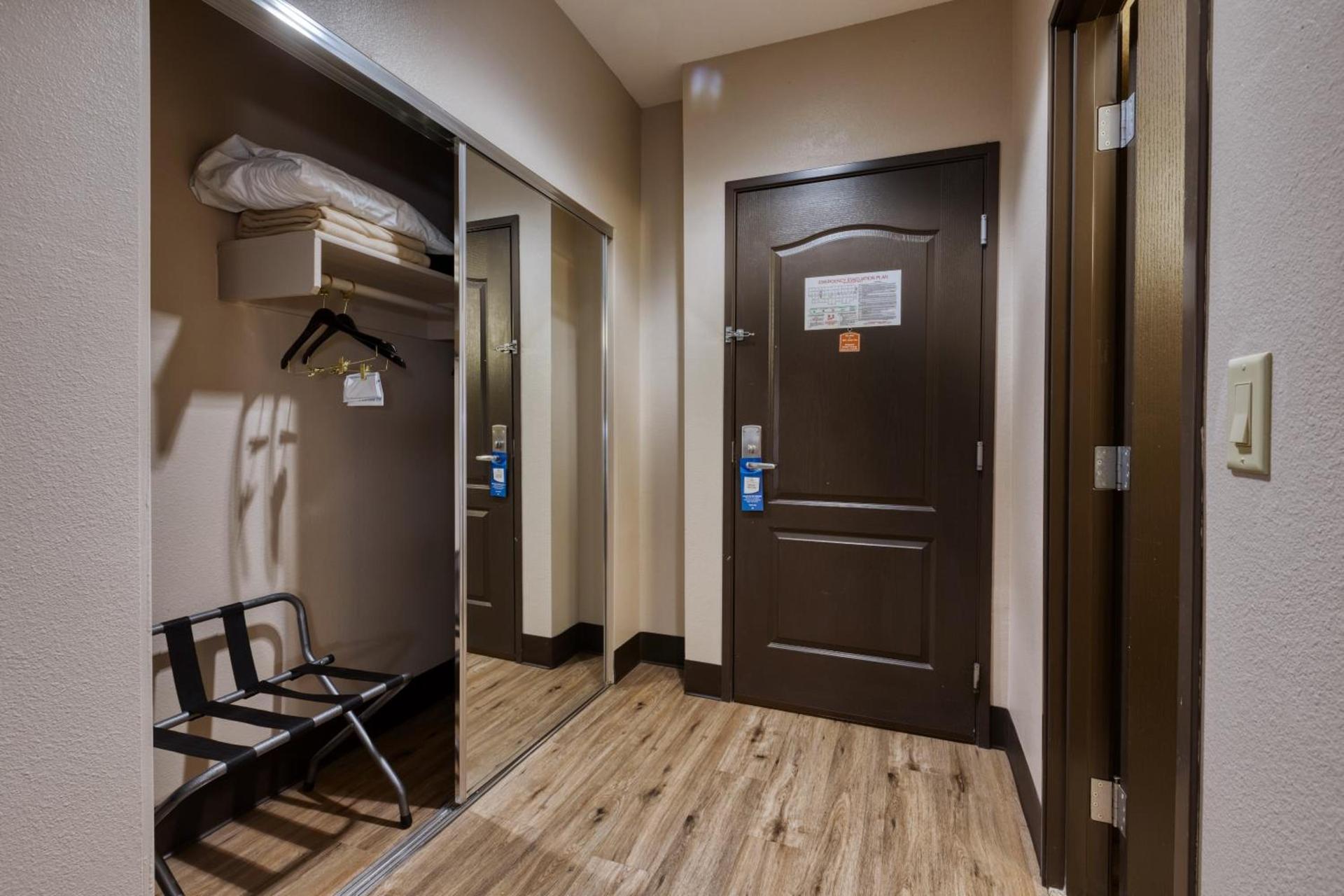 The Azure Hotel photo 23