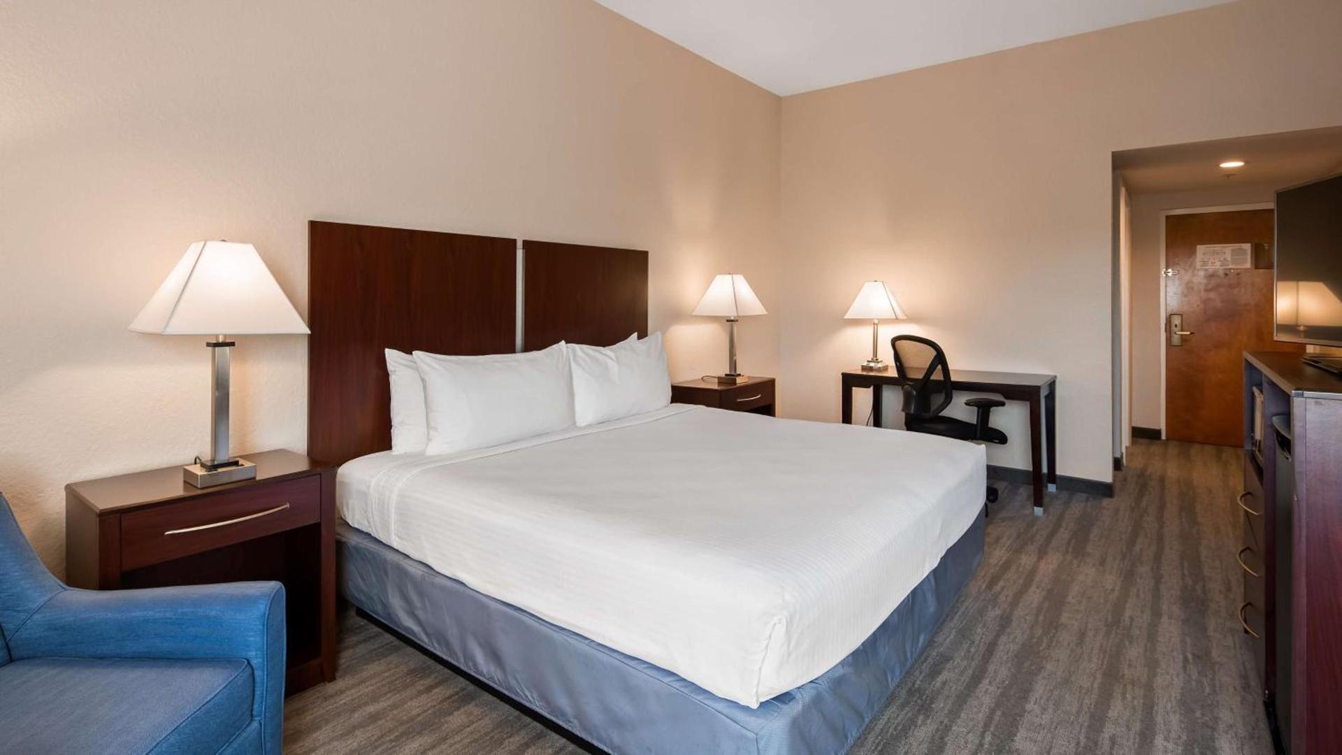 Best Western Tampa photo 24