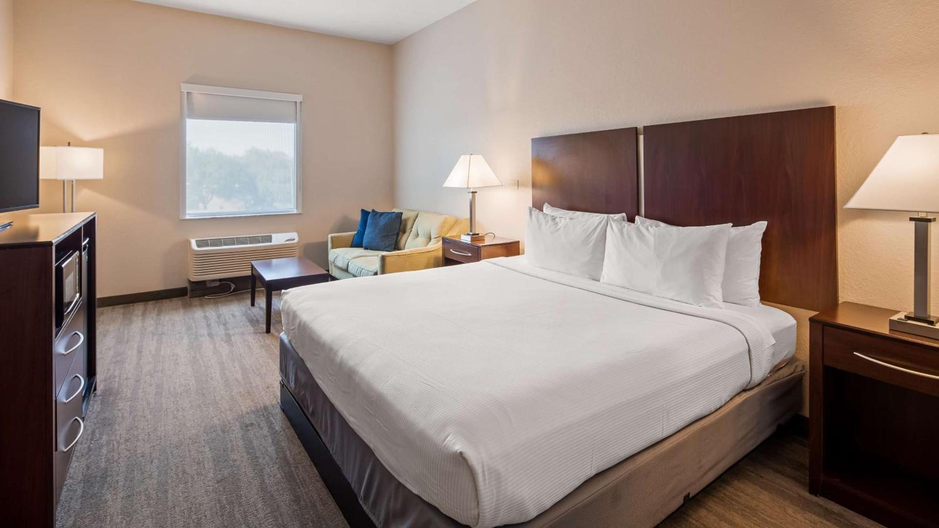 Best Western Tampa photo 4