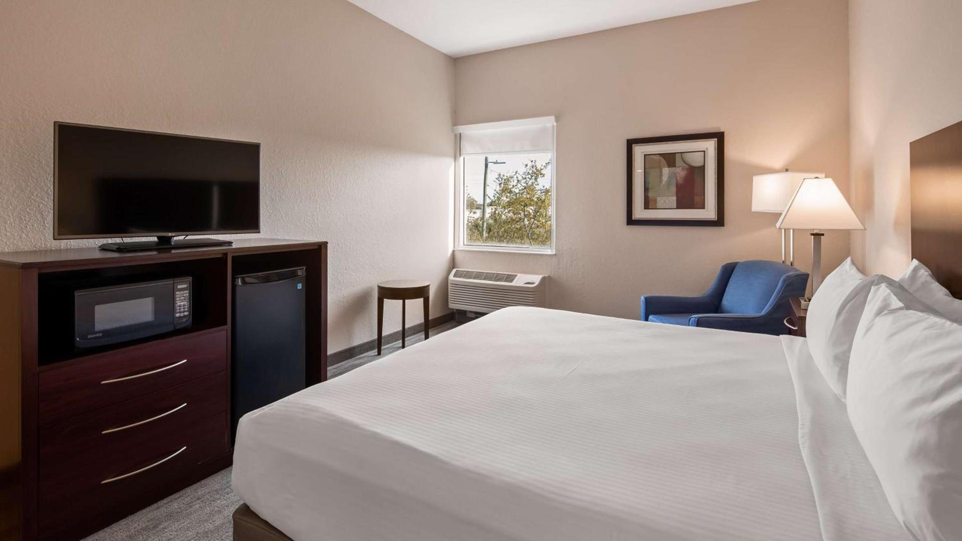Best Western Tampa photo 23