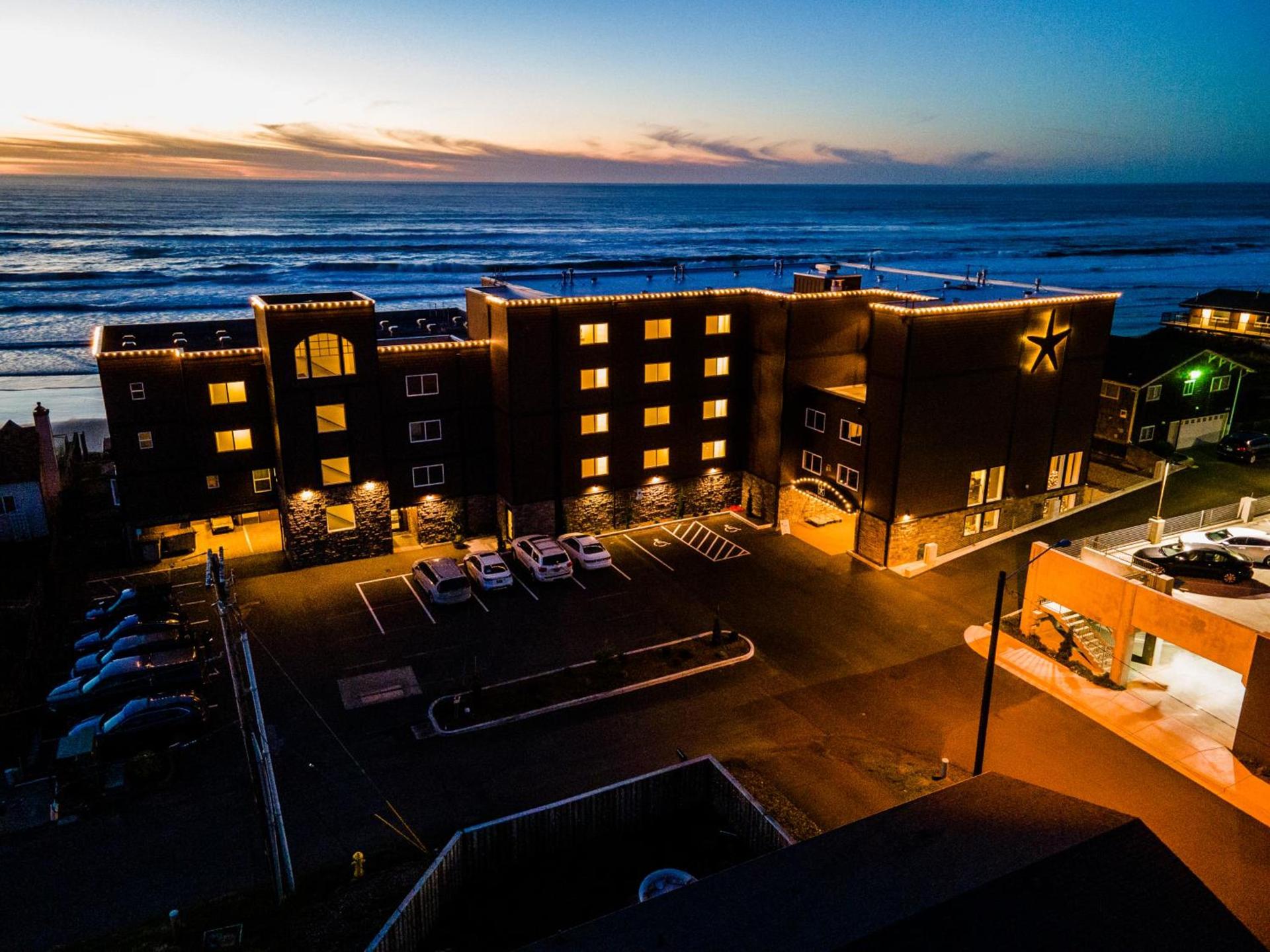Starfish Manor Oceanfront Hotel photo 3