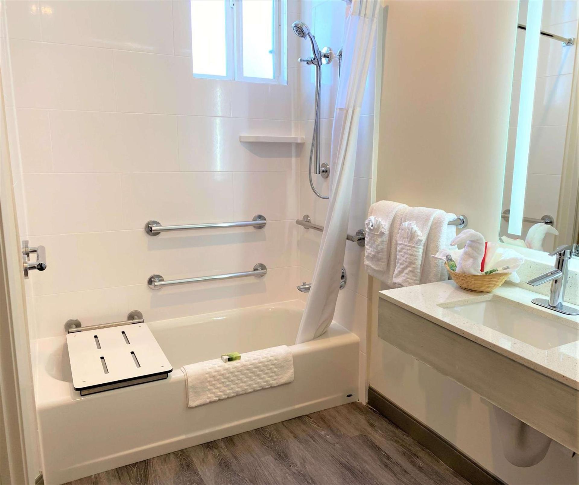 SureStay Hotel by Best Western Santa Monica photo 63