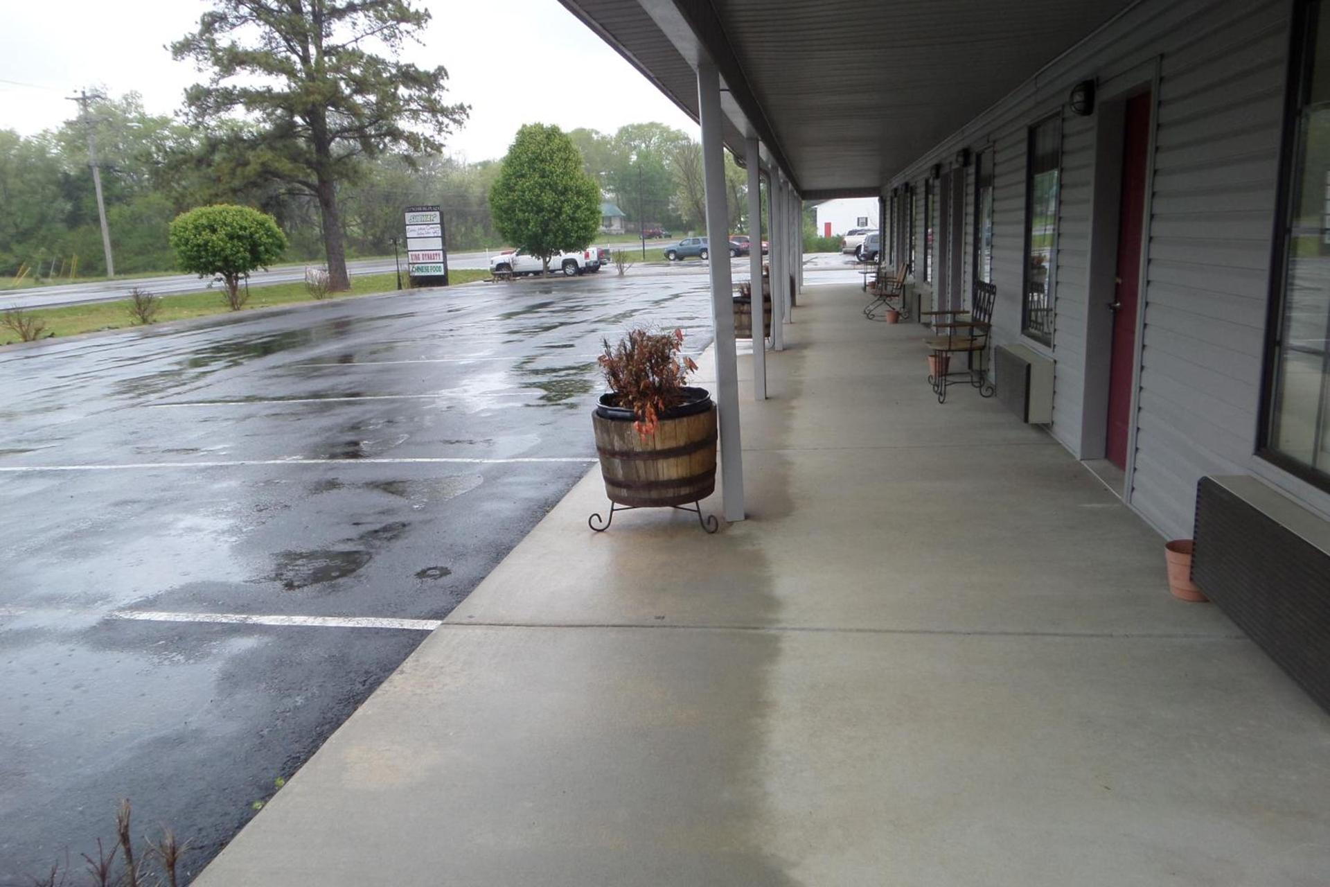 Lynchburg Country Inn photo 23