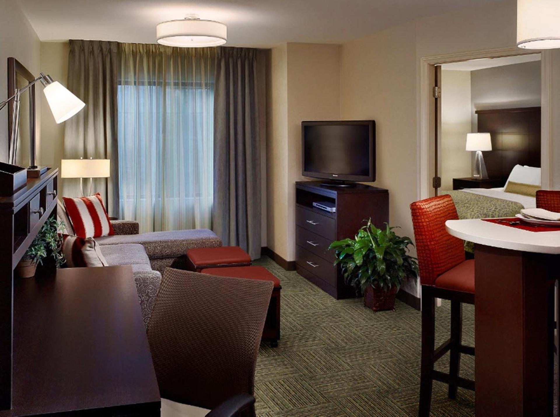 Staybridge Suites - Gilbert - East Mesa by IHG photo 7