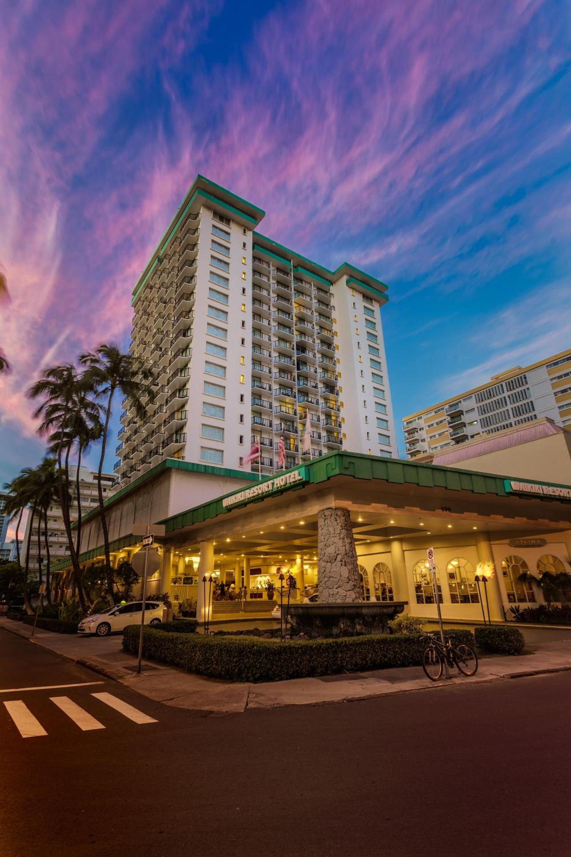 Waikiki Resort Hotel photo 4