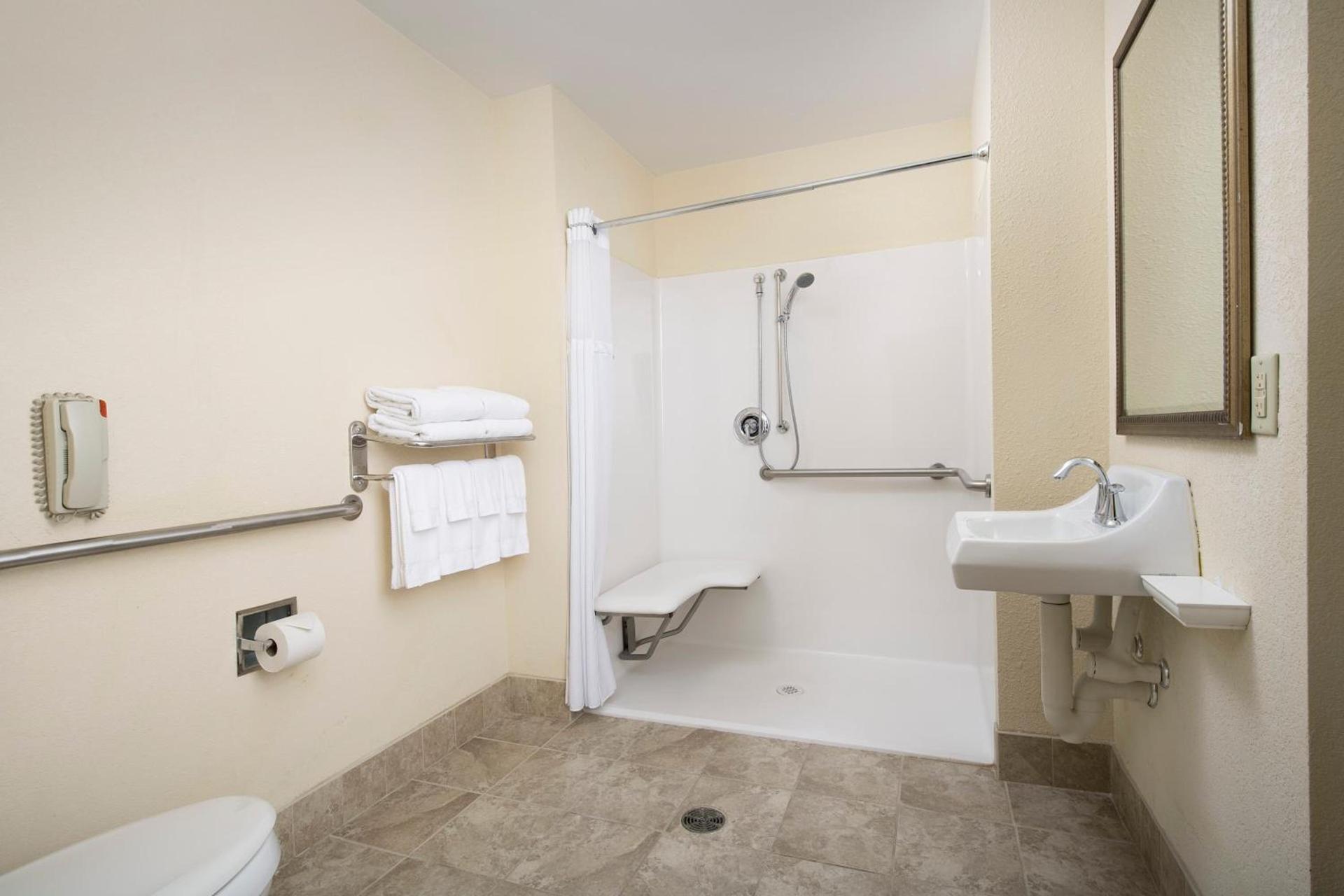 Staybridge Suites North Brunswick by IHG photo 36
