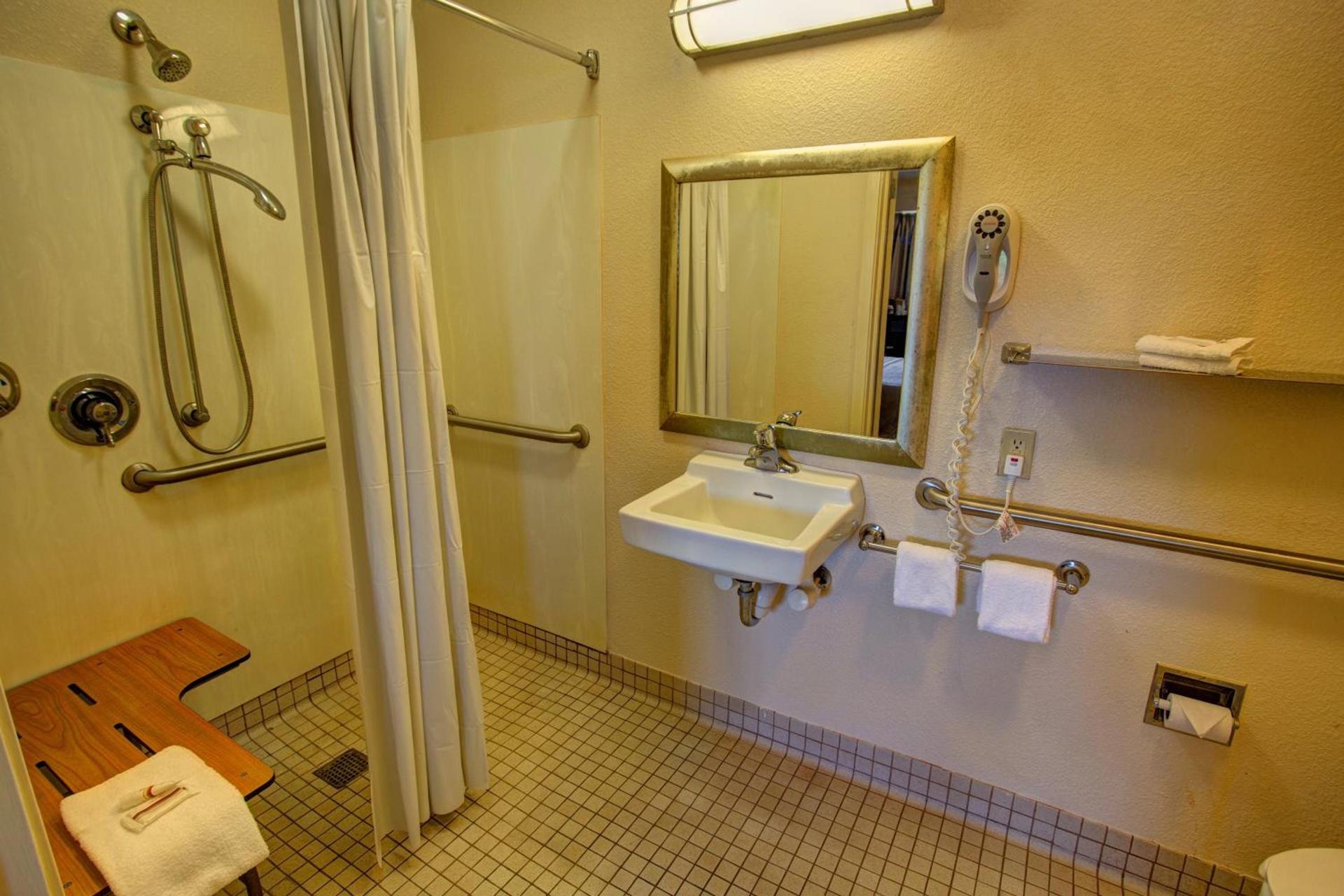 Red Roof Inn Pensacola - I-10 at Davis Highway photo 45