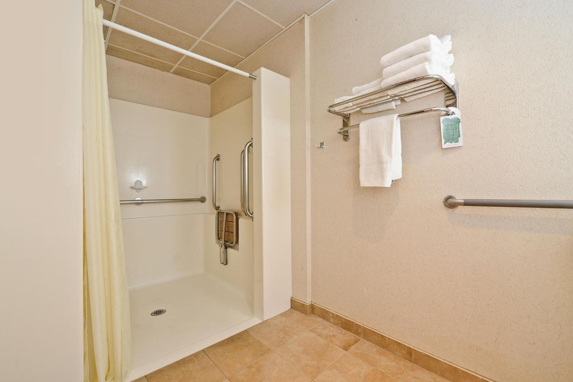 Comfort Inn & Suites Gateway to Glacier National Park photo 45