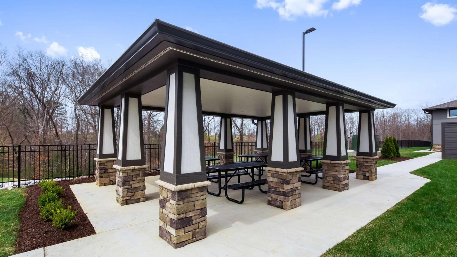 Best Western Plus Lawrenceburg photo 3