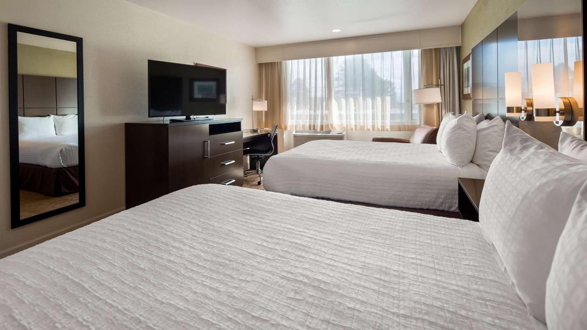 Best Western Pony Soldier Inn & Suites photo 12