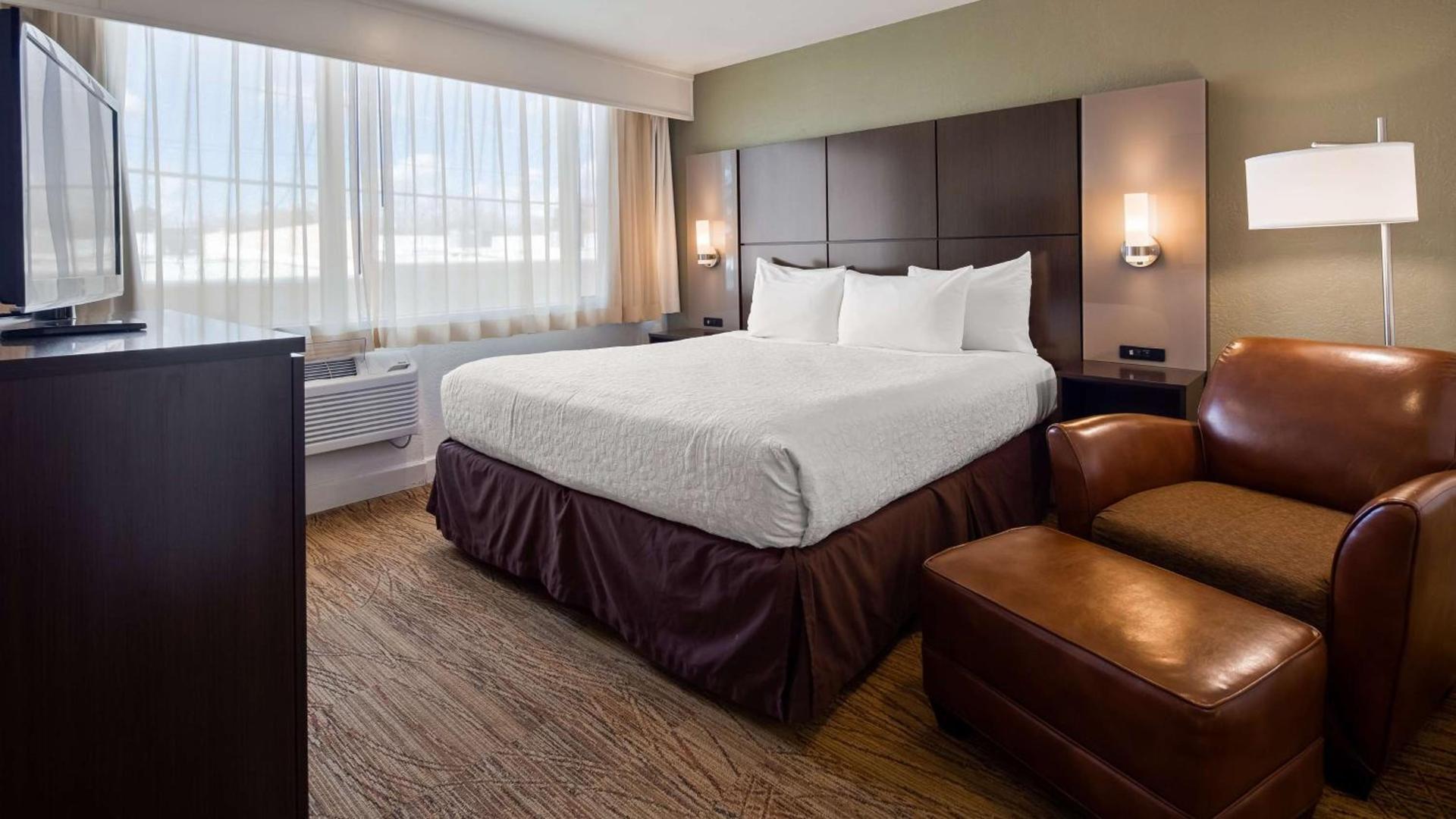 Best Western Pony Soldier Inn & Suites photo 22