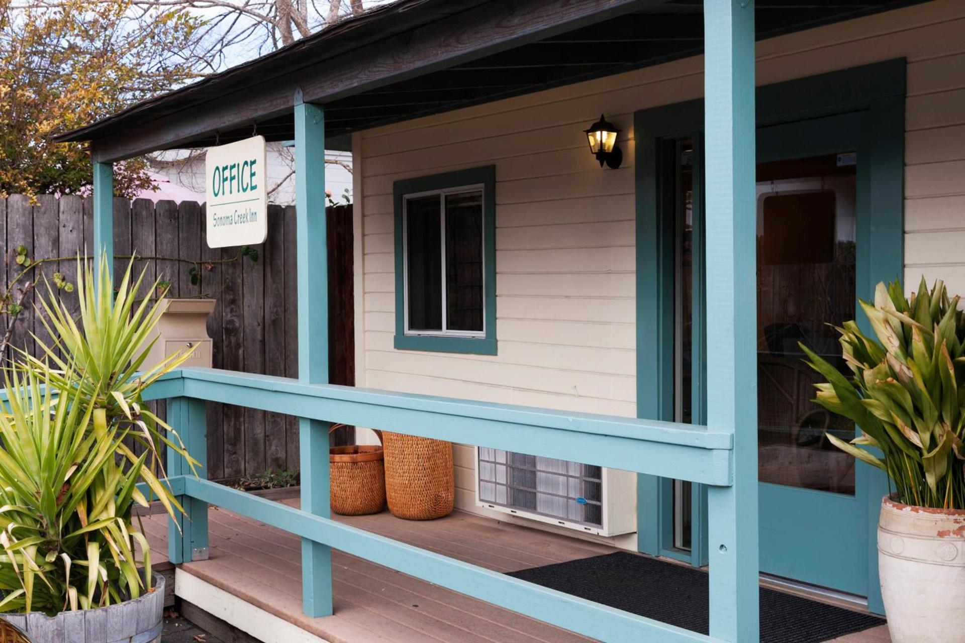 Sonoma Creek Inn photo 15