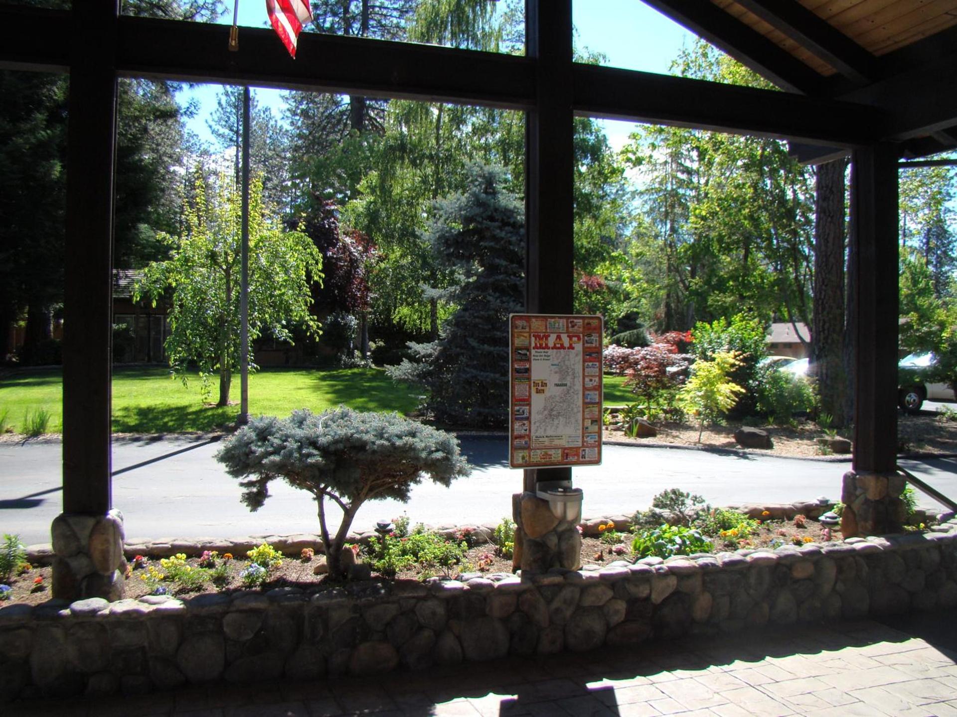 Ponderosa Gardens Motel photo 6
