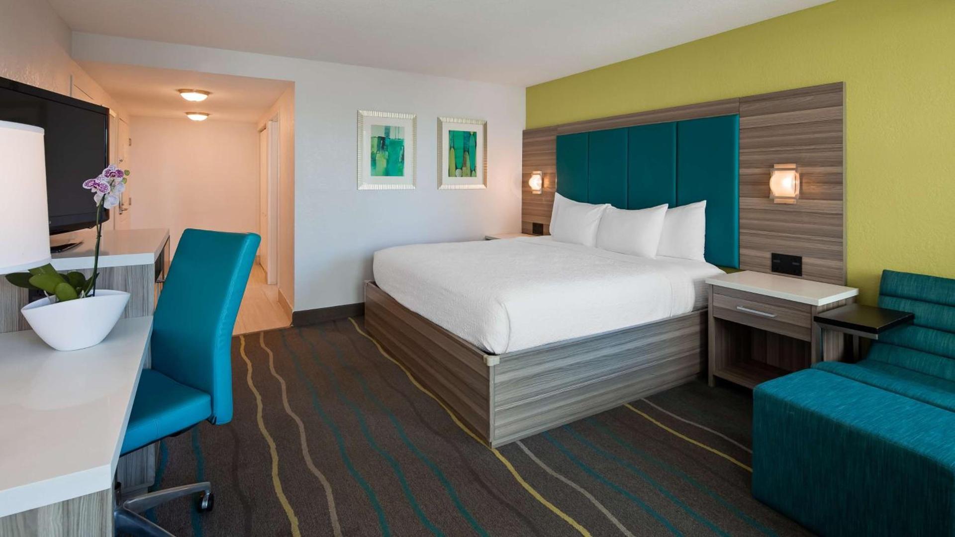 Best Western Plus Oceanside Inn photo 4