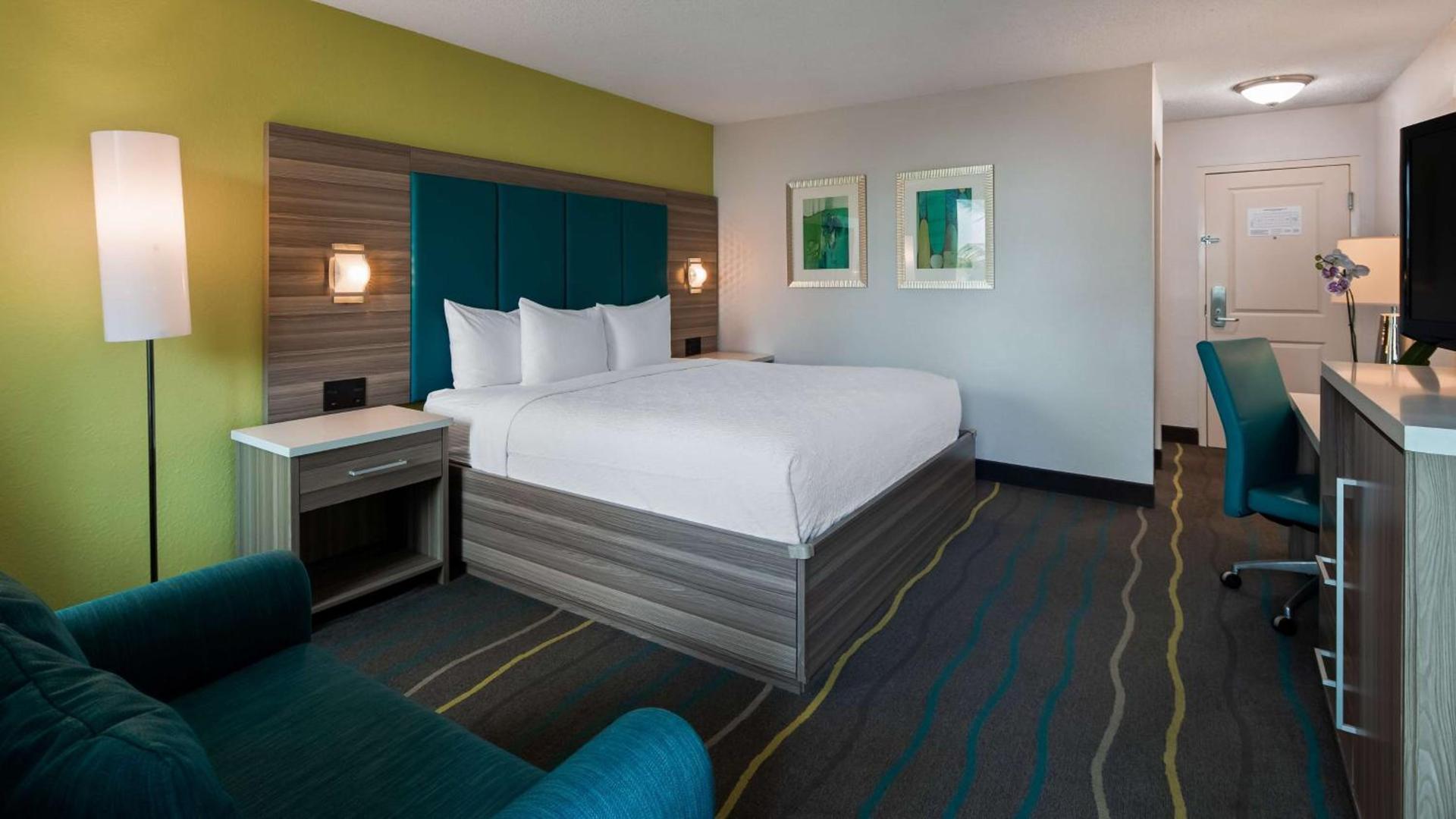 Best Western Plus Oceanside Inn photo 31