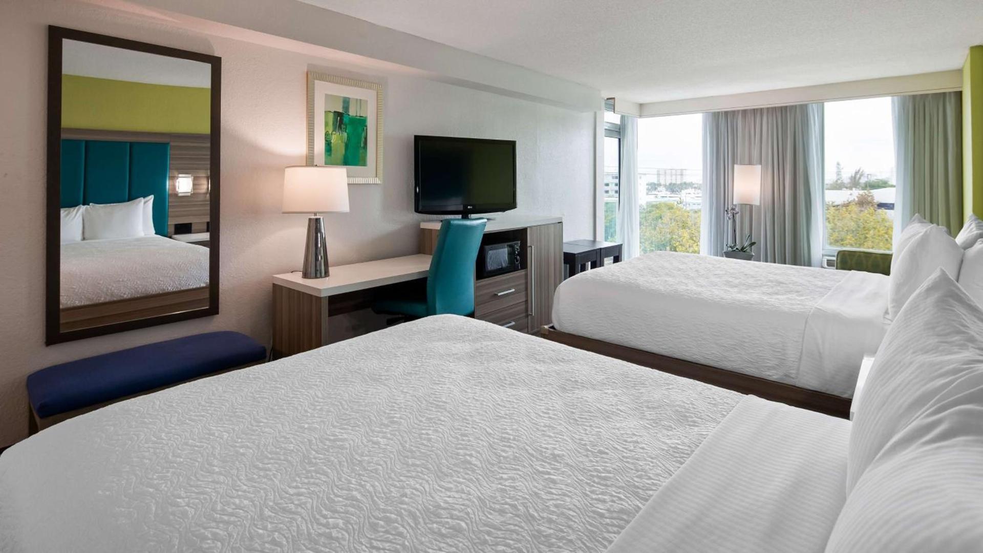 Best Western Plus Oceanside Inn photo 26