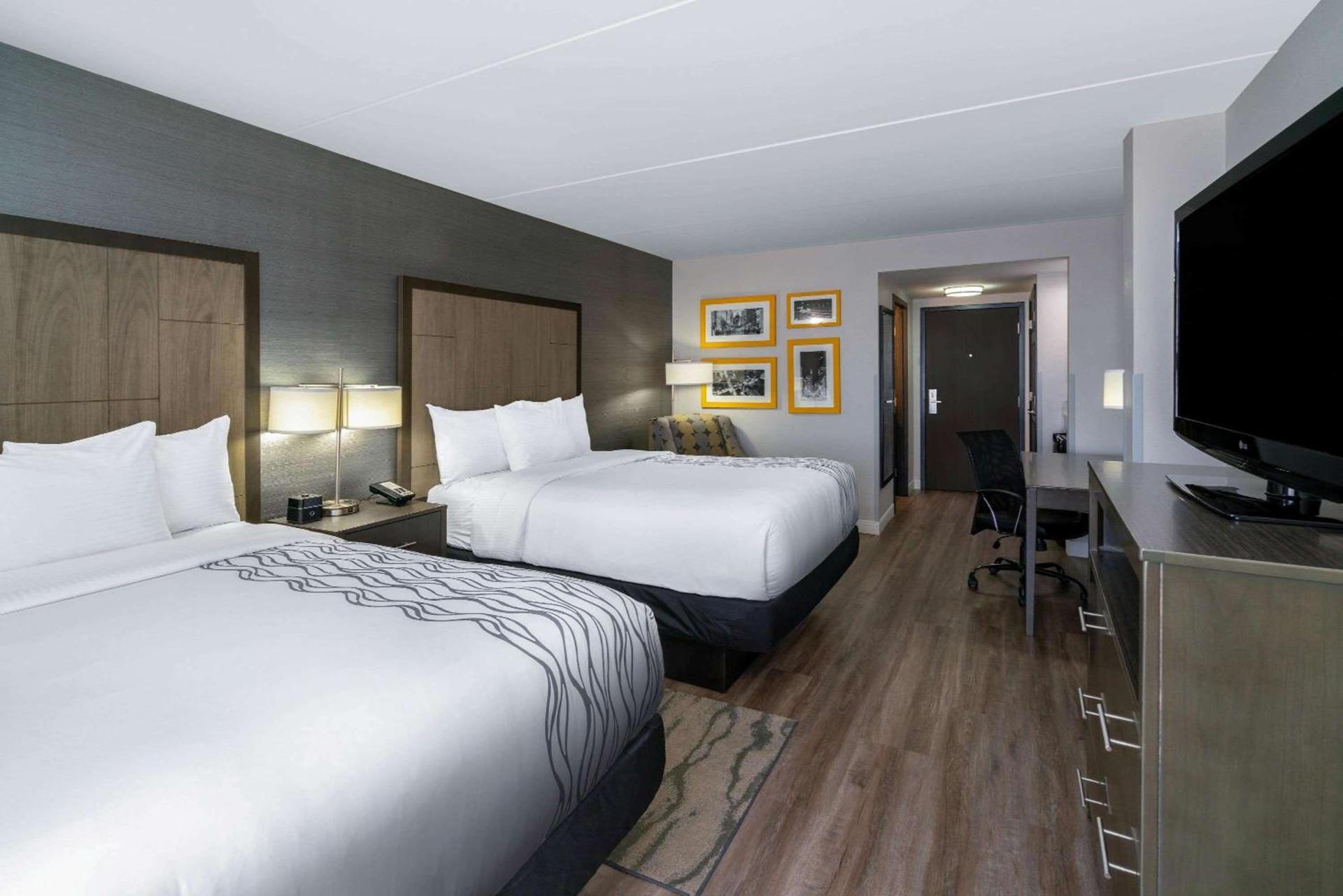 La Quinta by Wyndham Raleigh Downtown North photo 16