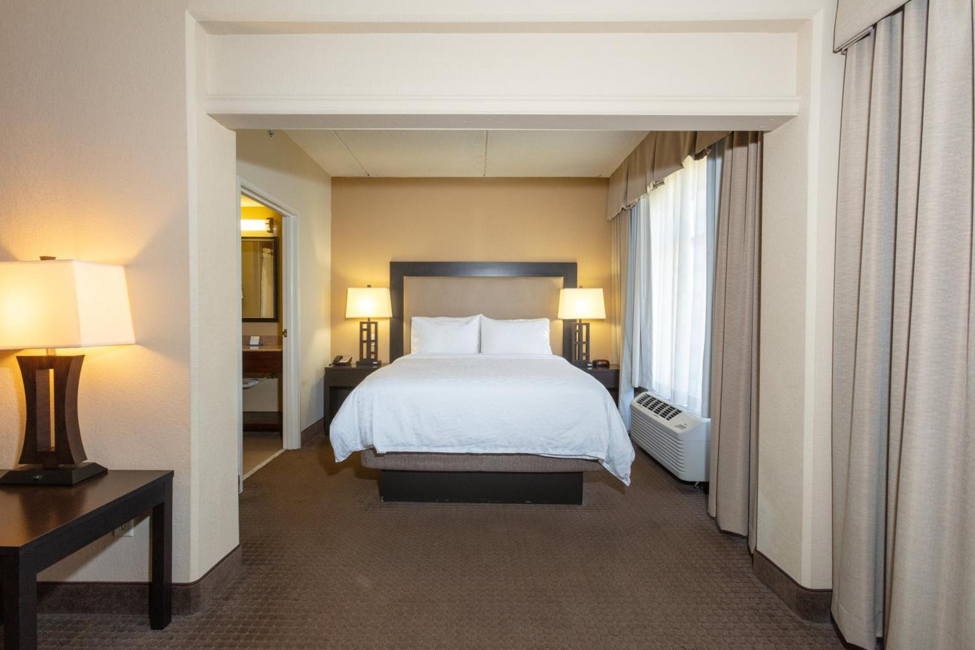 Holiday Inn Express Hotel & Suites Jacksonville Airport by IHG photo 27