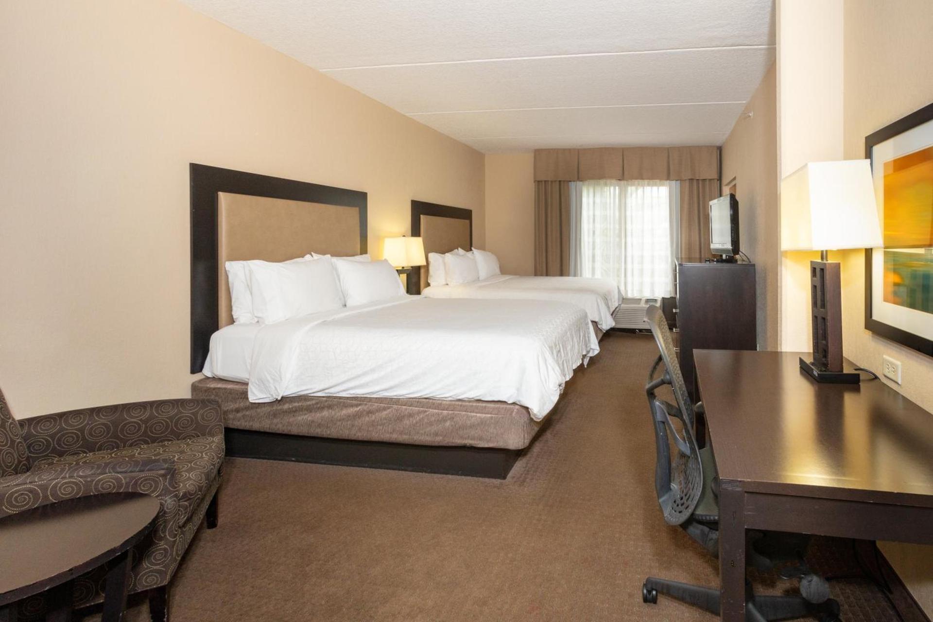Holiday Inn Express Hotel & Suites Jacksonville Airport by IHG photo 20
