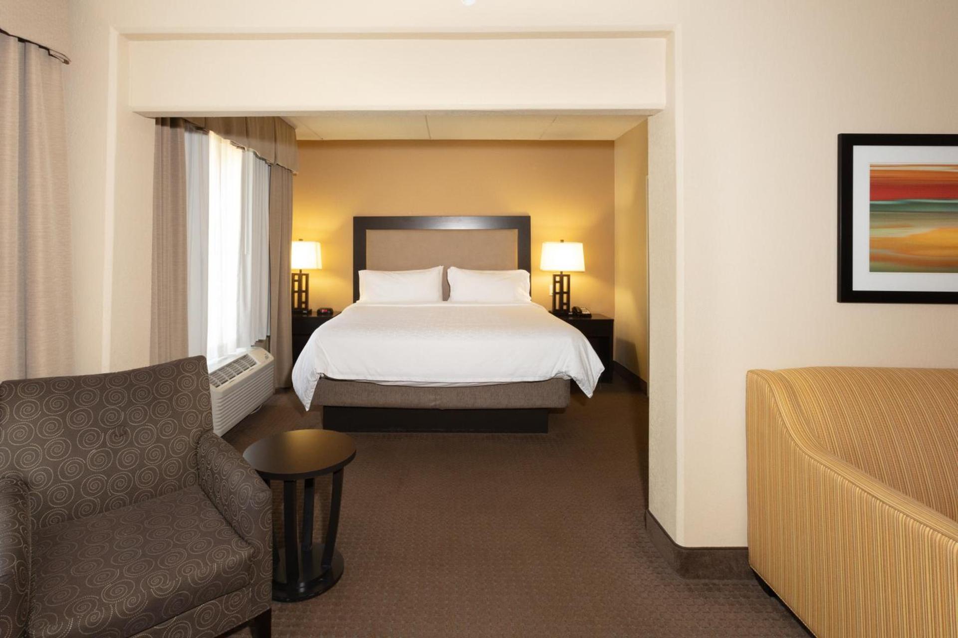Holiday Inn Express Hotel & Suites Jacksonville Airport by IHG photo 18