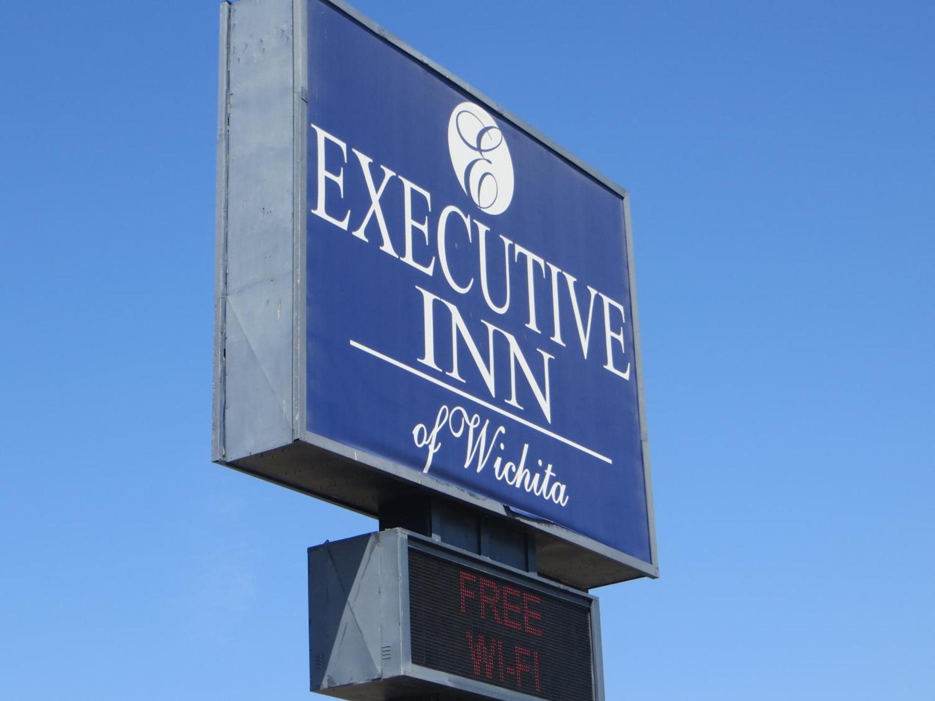 Executive Inn Wichita photo 14