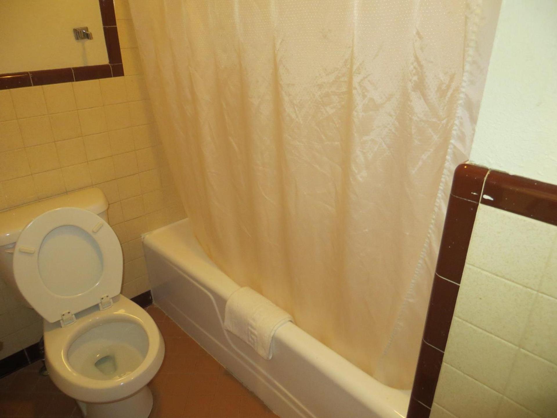 Executive Inn Wichita photo 6
