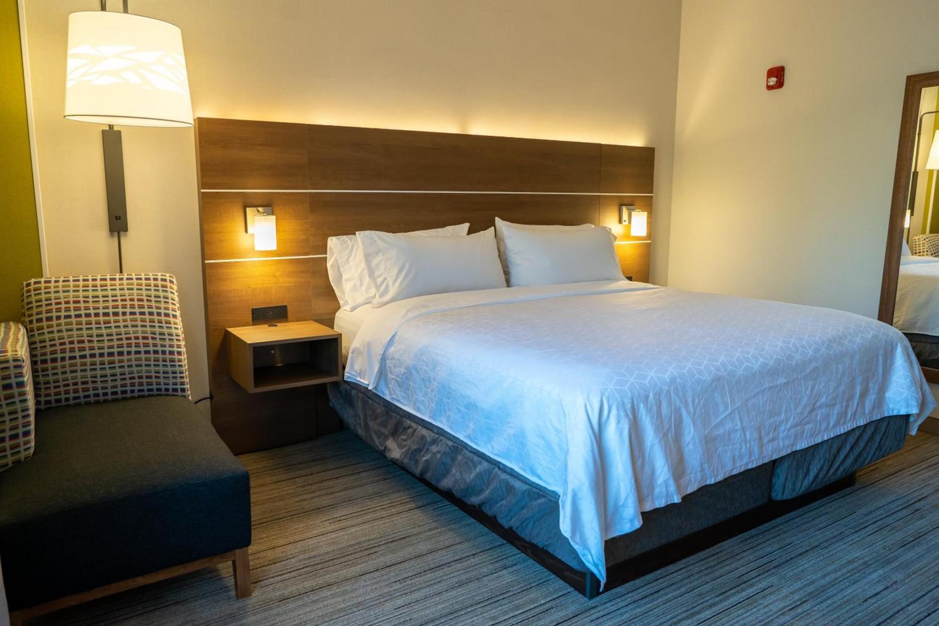 Holiday Inn Express Boston by IHG photo 40