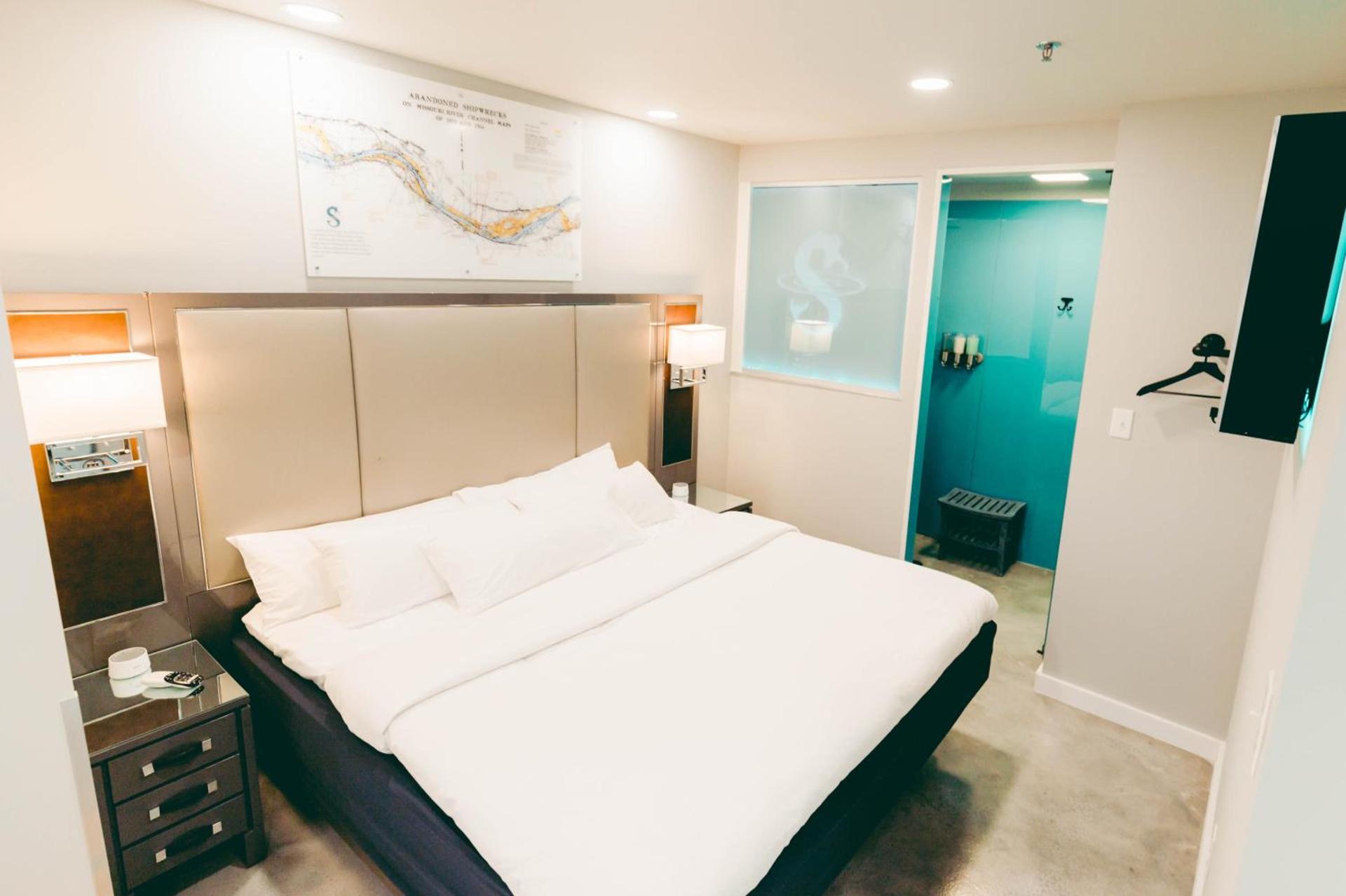 River Sirens Hotel-Contactless Check in Hotel photo 4