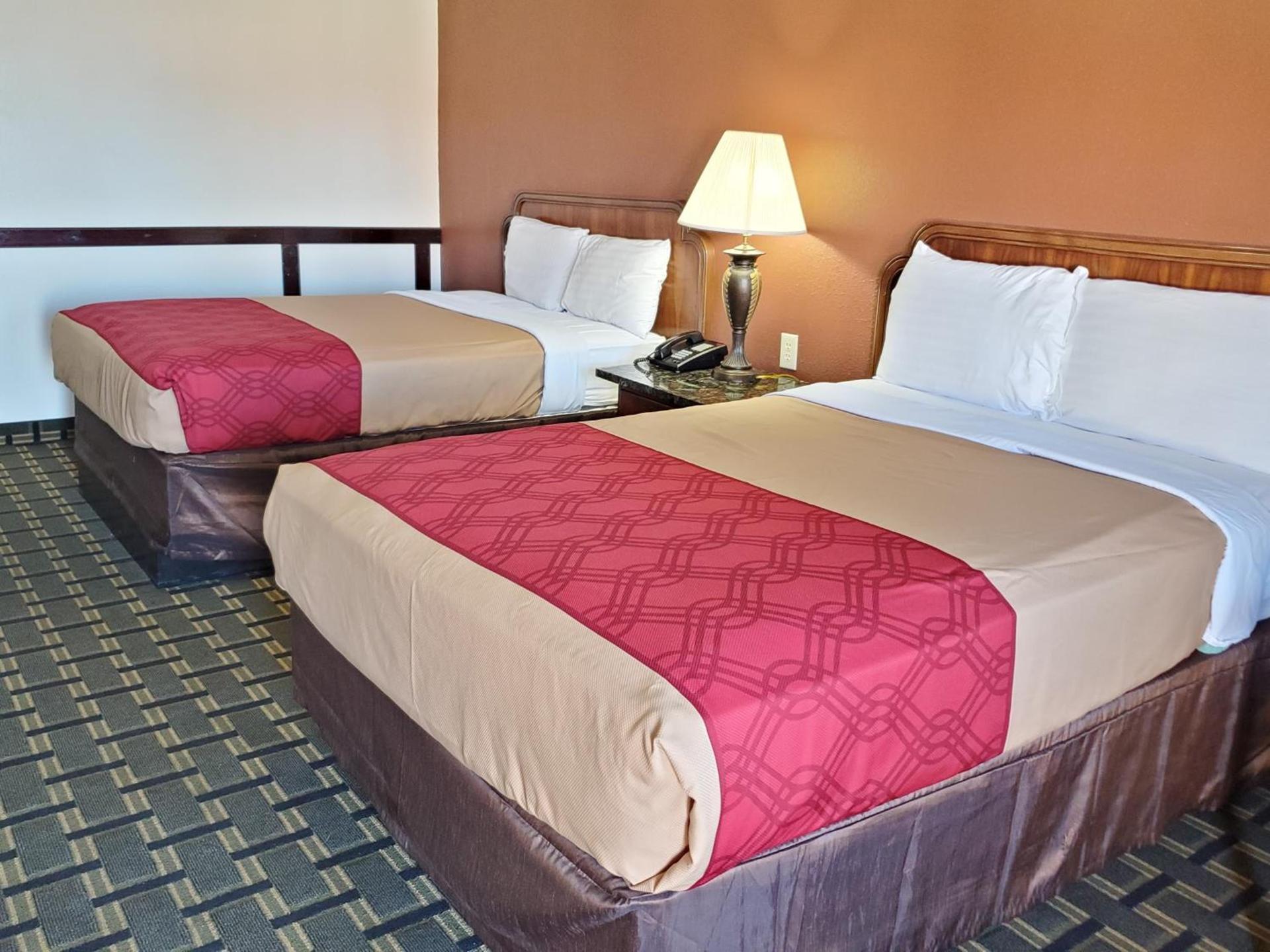 Route 66 Inn photo 2