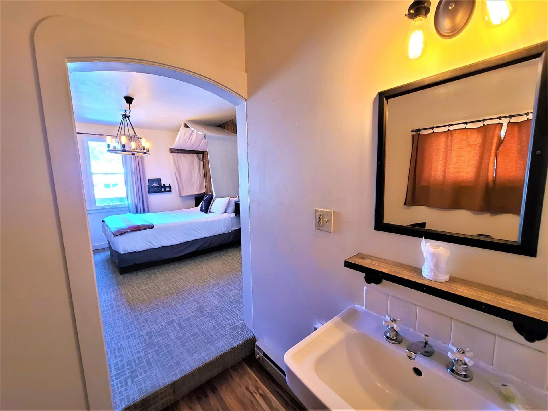 Mrs. Anderson's Lodging photo 89