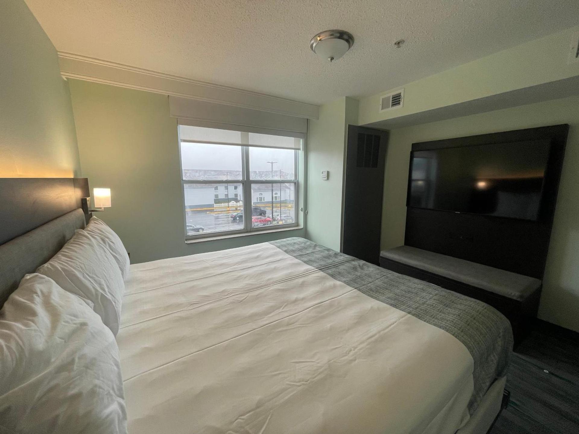 Wingate by Wyndham Waldorf - Washington DC Area photo 62