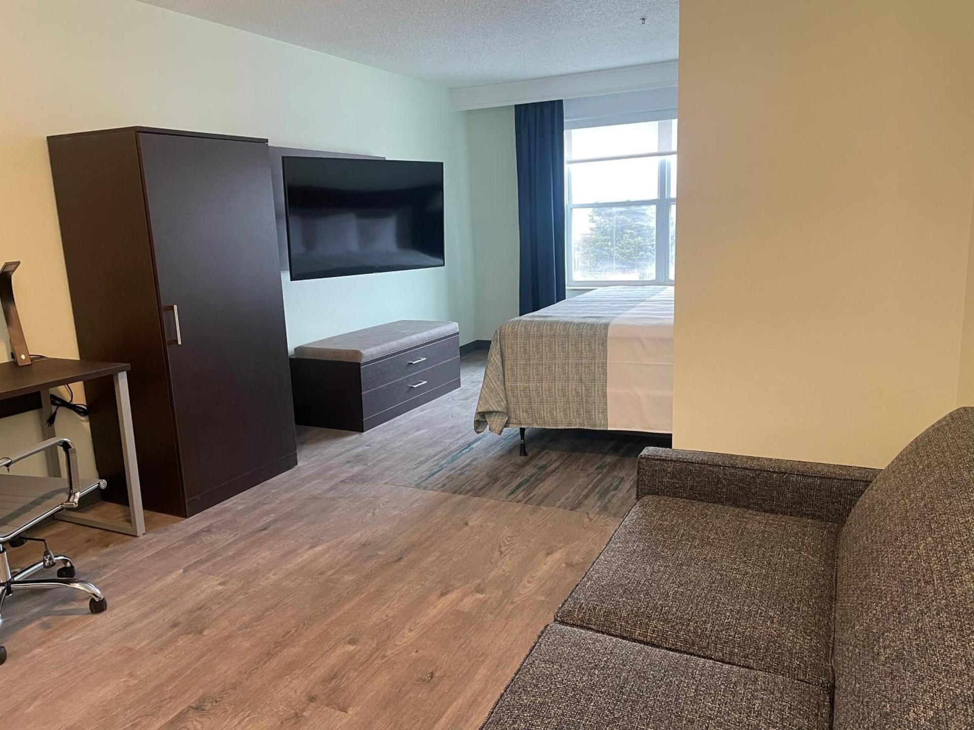 Wingate by Wyndham Waldorf - Washington DC Area photo 59