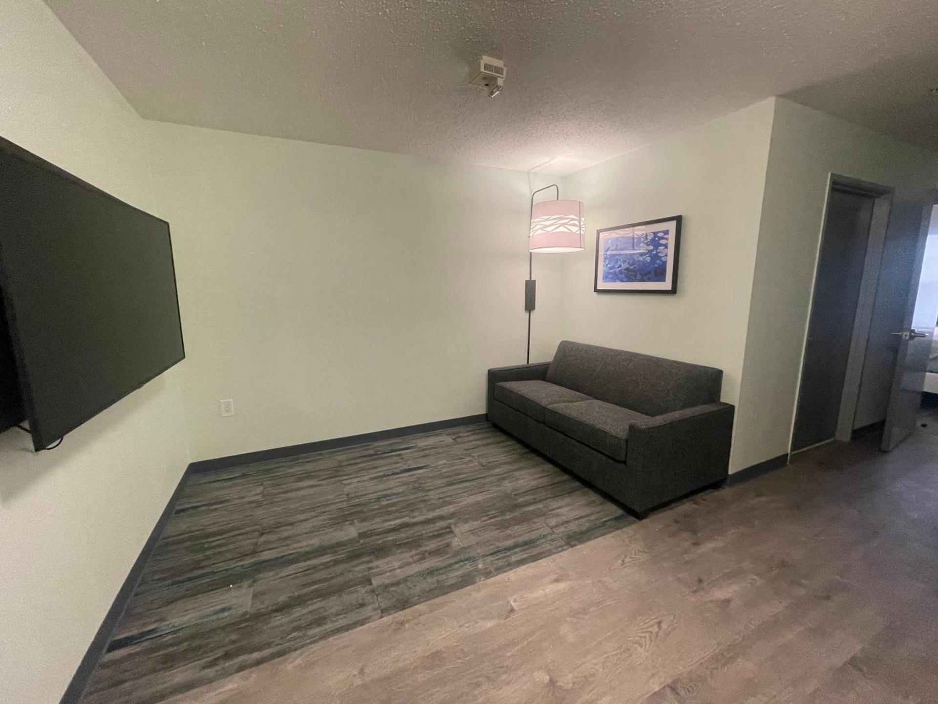 Wingate by Wyndham Waldorf - Washington DC Area photo 64