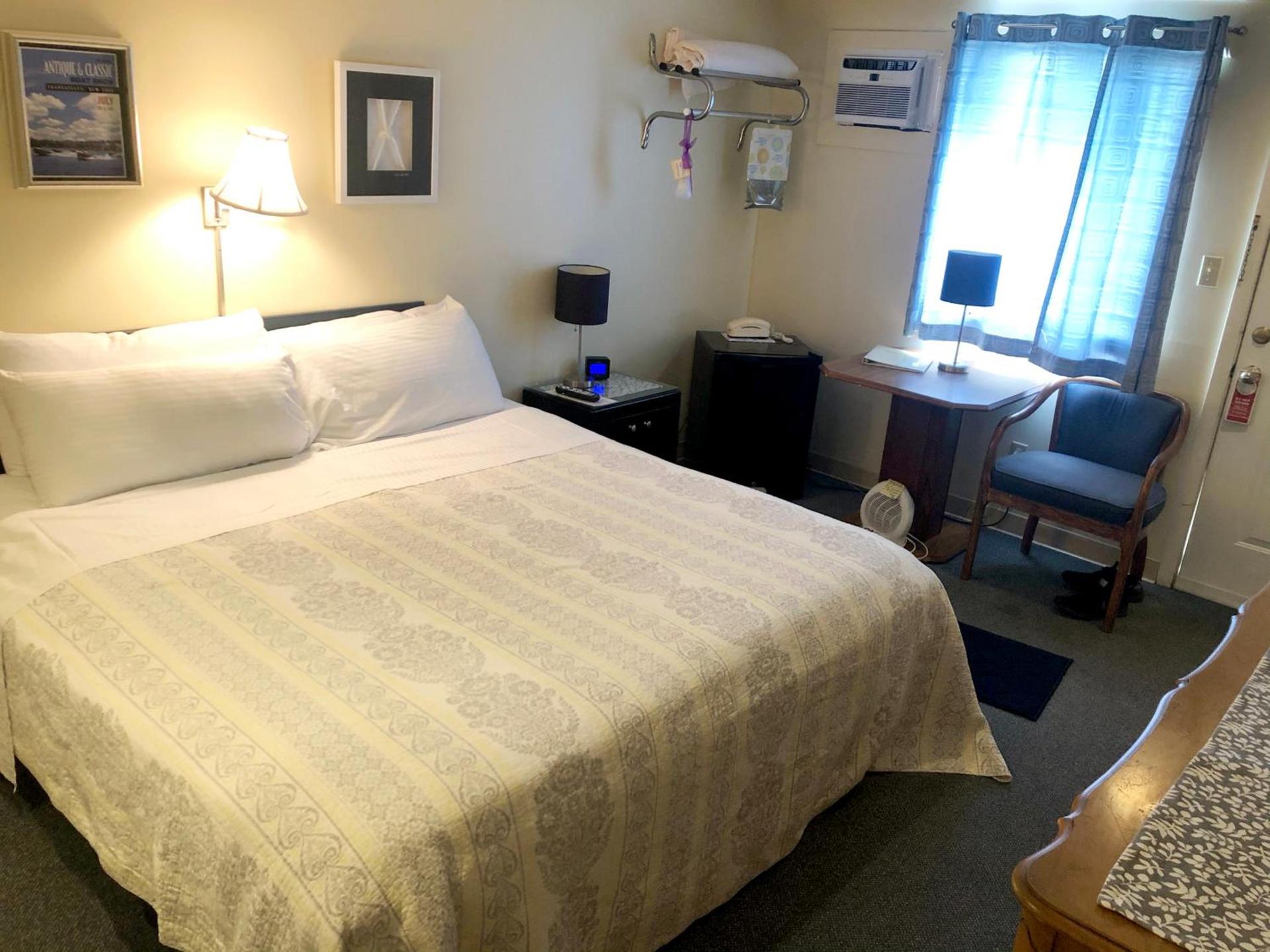 Skaneateles Inn on 20 photo 32