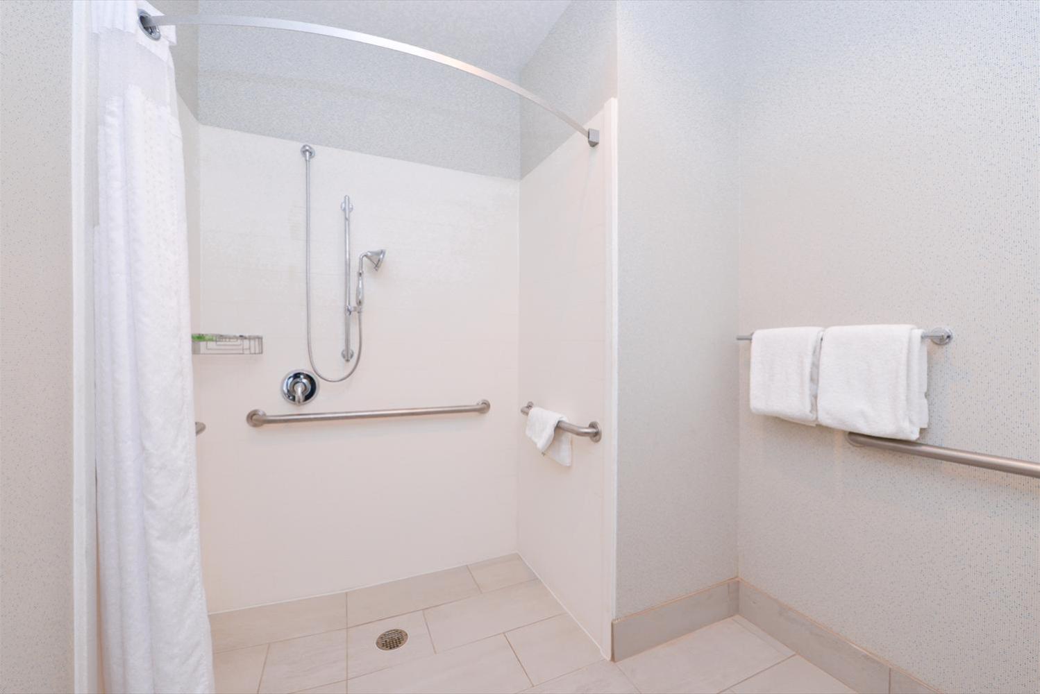 Holiday Inn Express Wixom by IHG photo 13