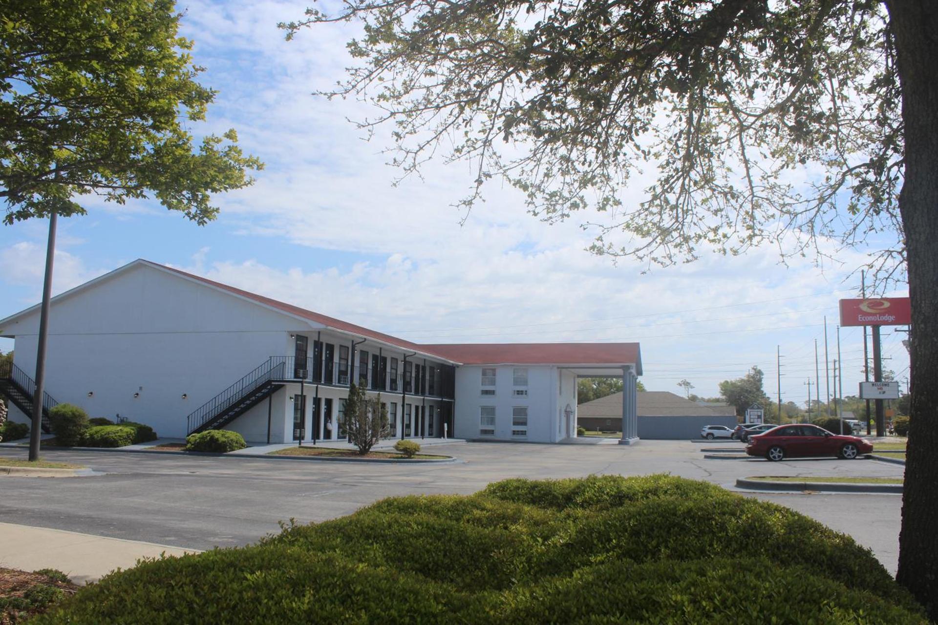 Econo Lodge Crystal Coast photo 4