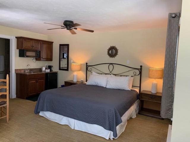 Cedar Court Inn photo 52
