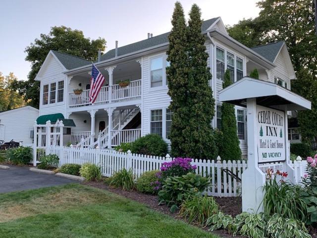 Cedar Court Inn photo 53