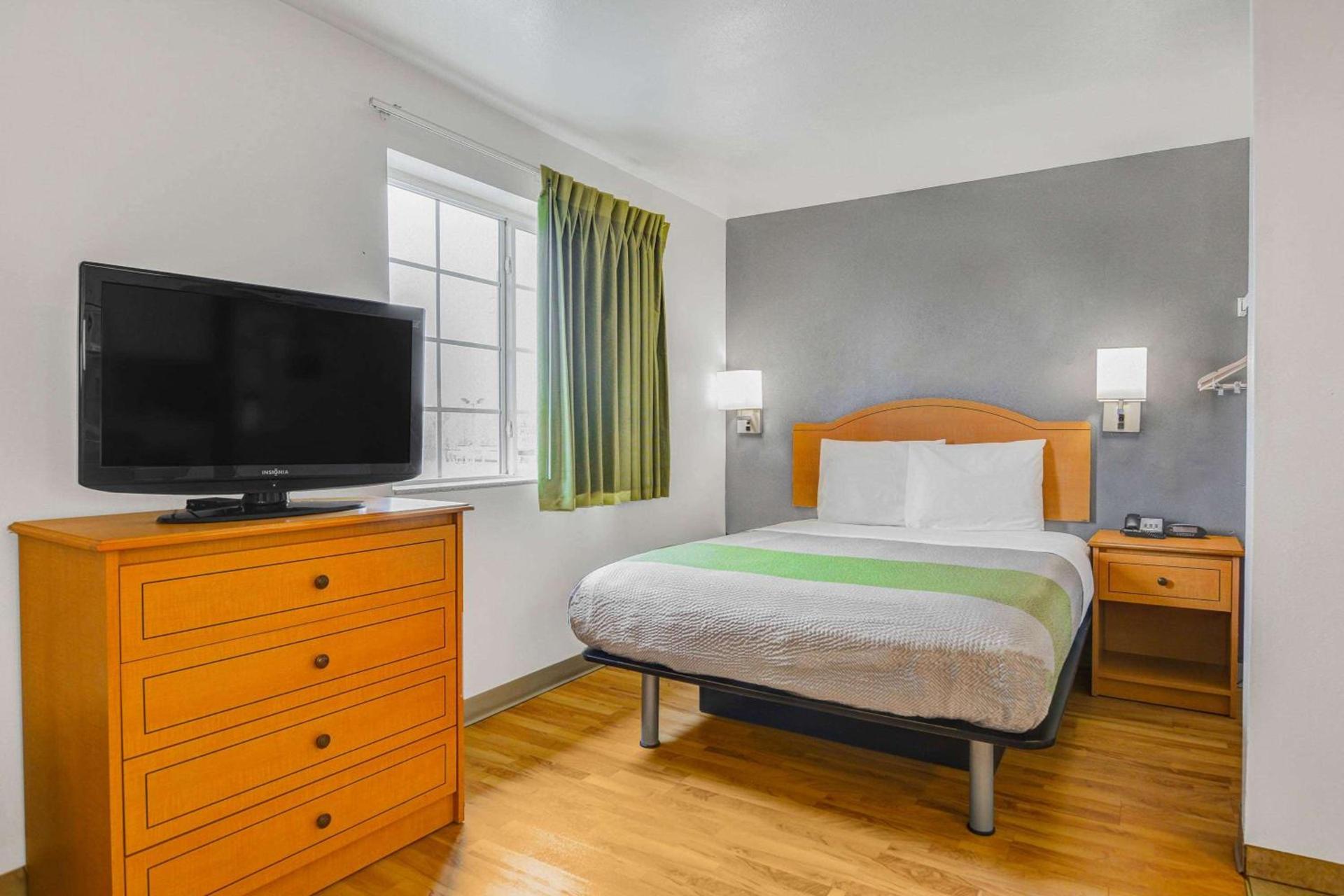 Studio 6-Opelika, AL - Auburn Al photo 6