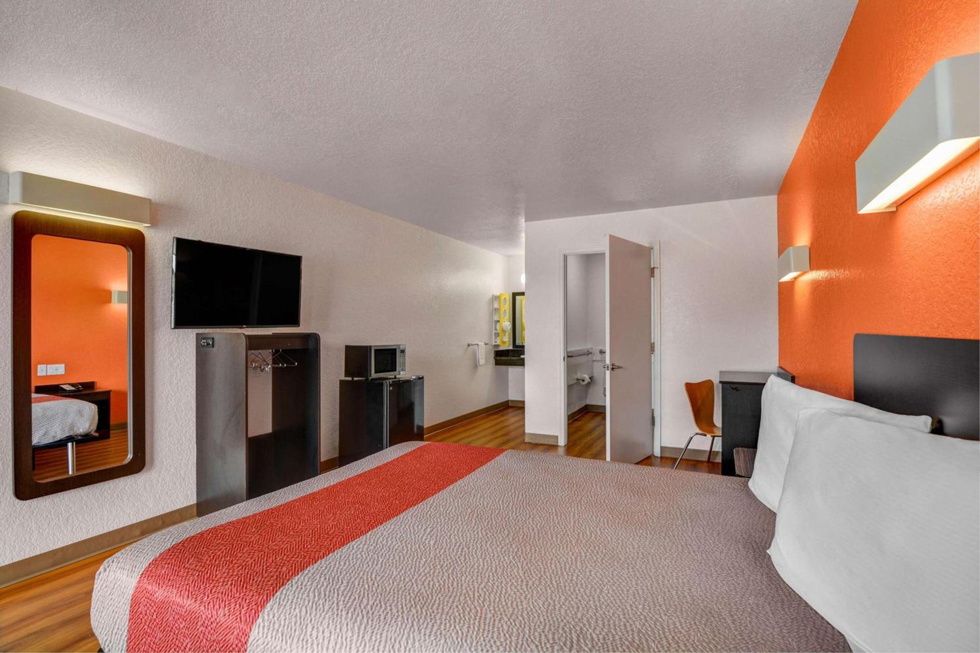 Motel 6-Moultrie, GA photo 7