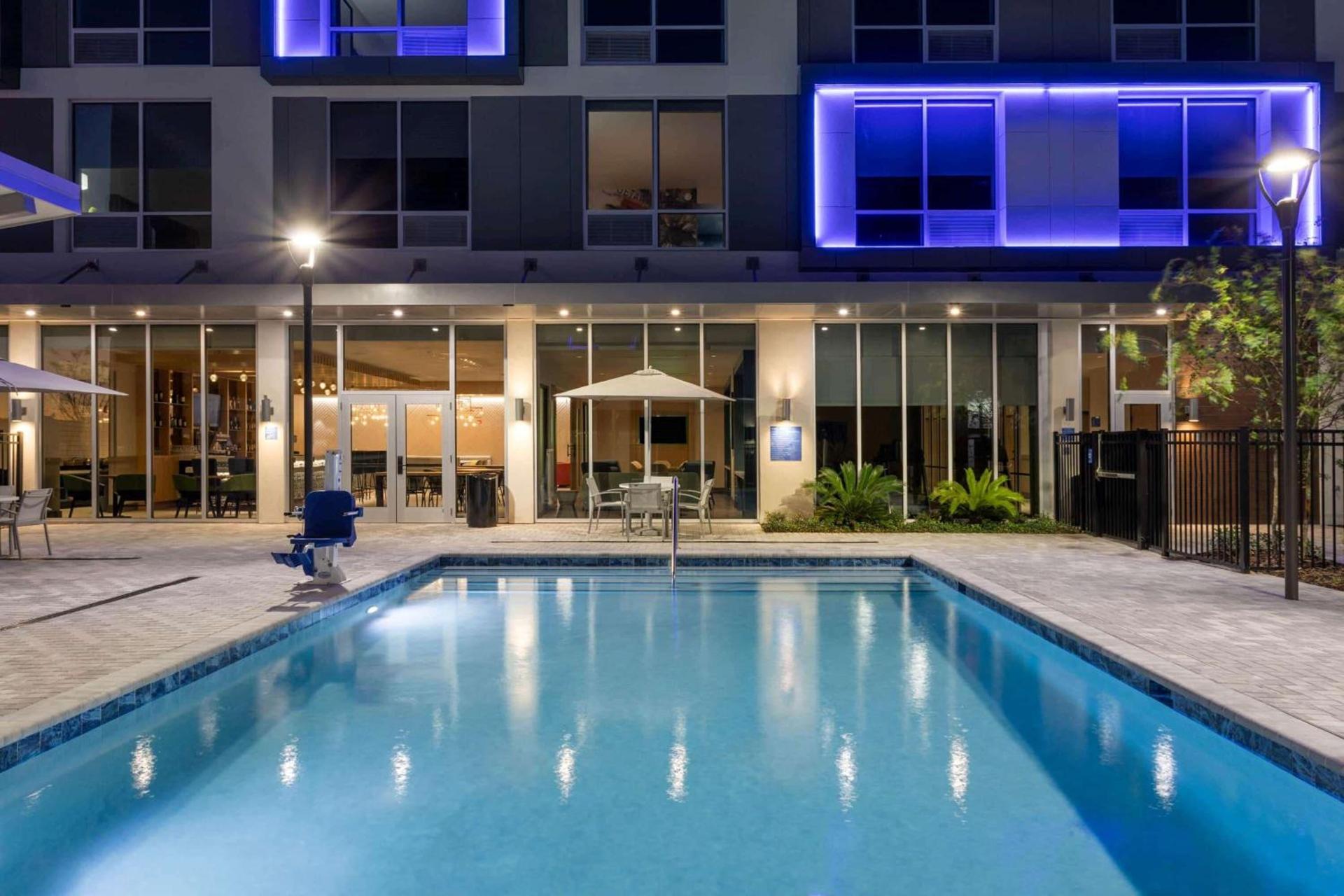 TRYP by Wyndham Orlando photo 17